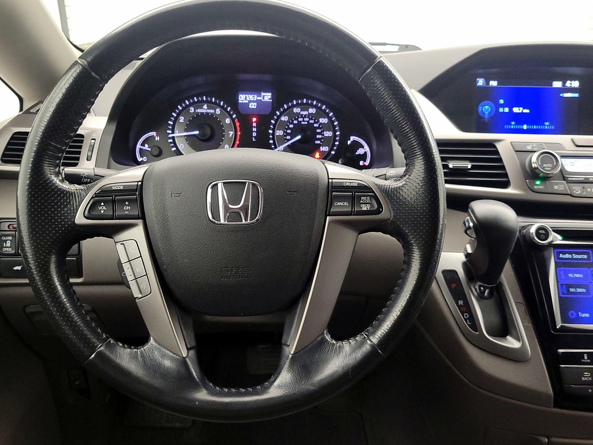 Thumbnail: 2016 Honda Odyssey - 10
