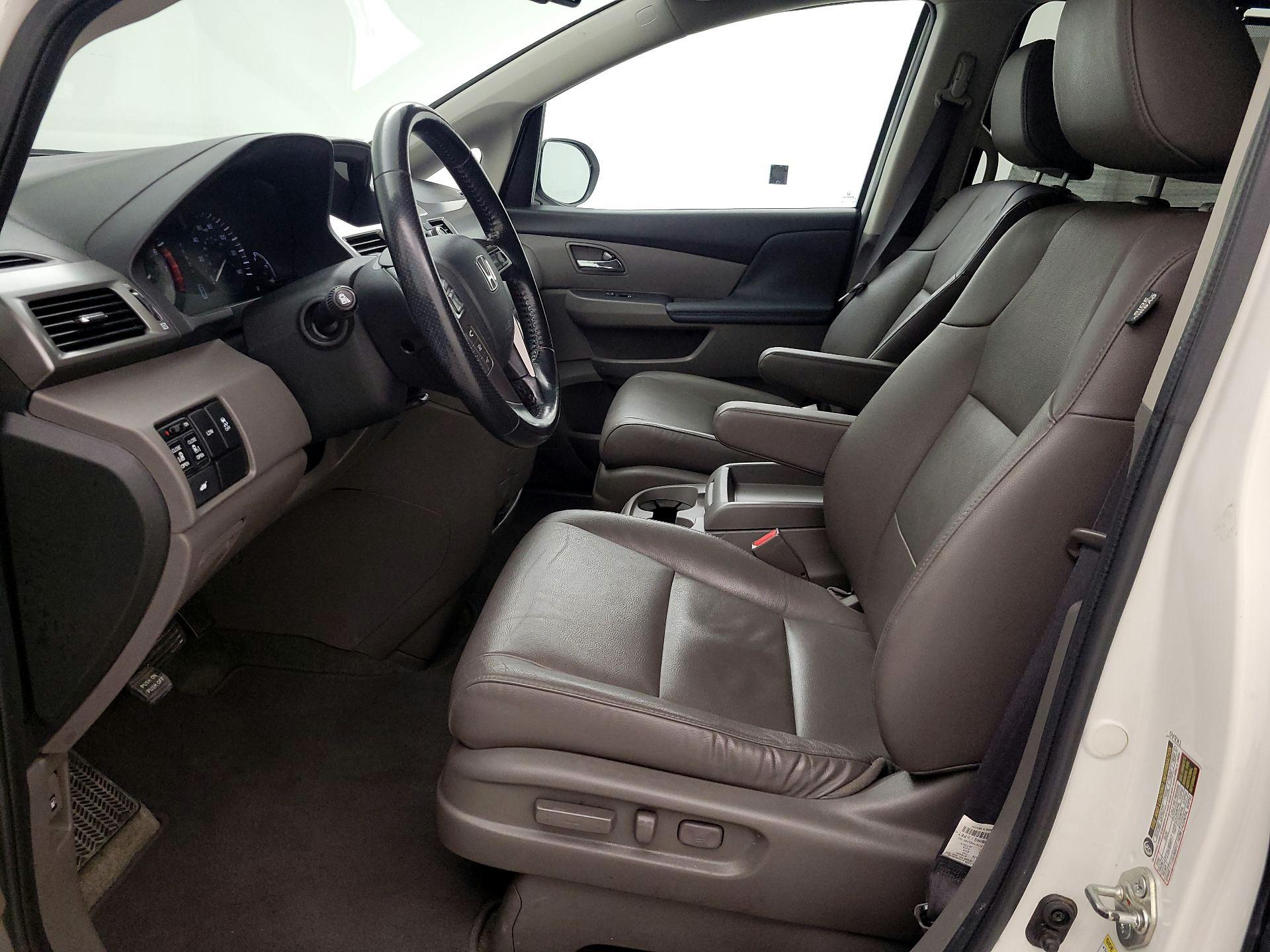 Thumbnail: 2016 Honda Odyssey - 11