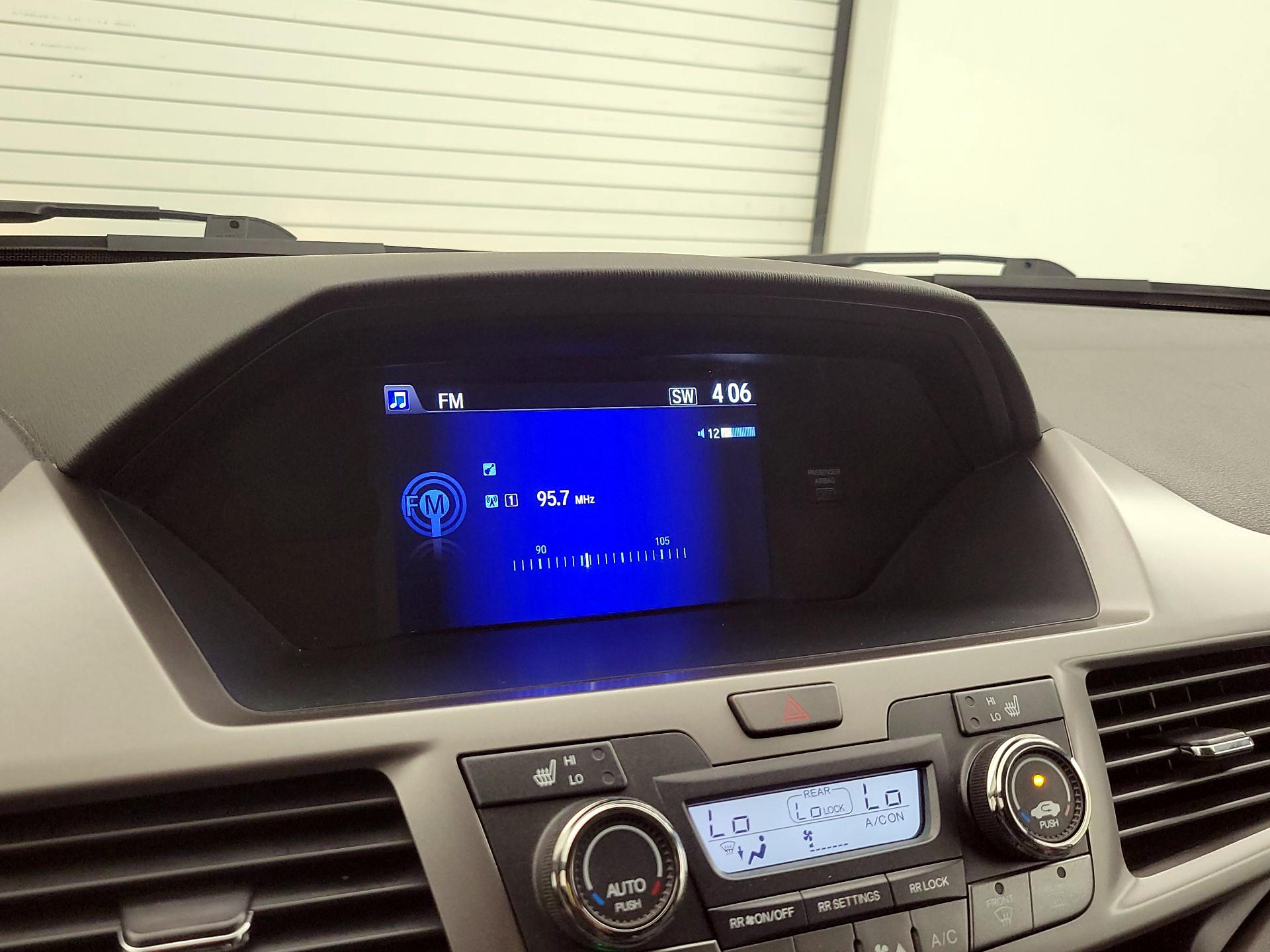 Thumbnail: 2016 Honda Odyssey - 15