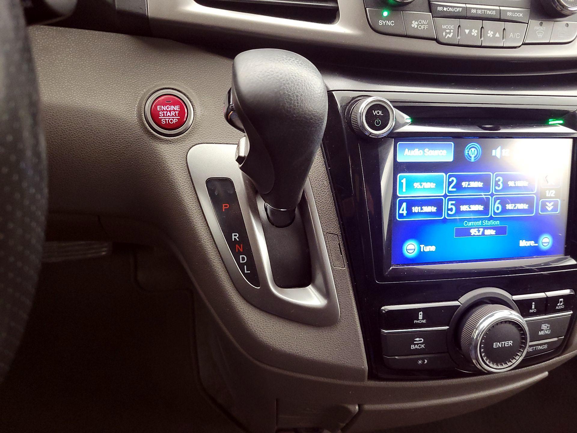 Thumbnail: 2016 Honda Odyssey - 17