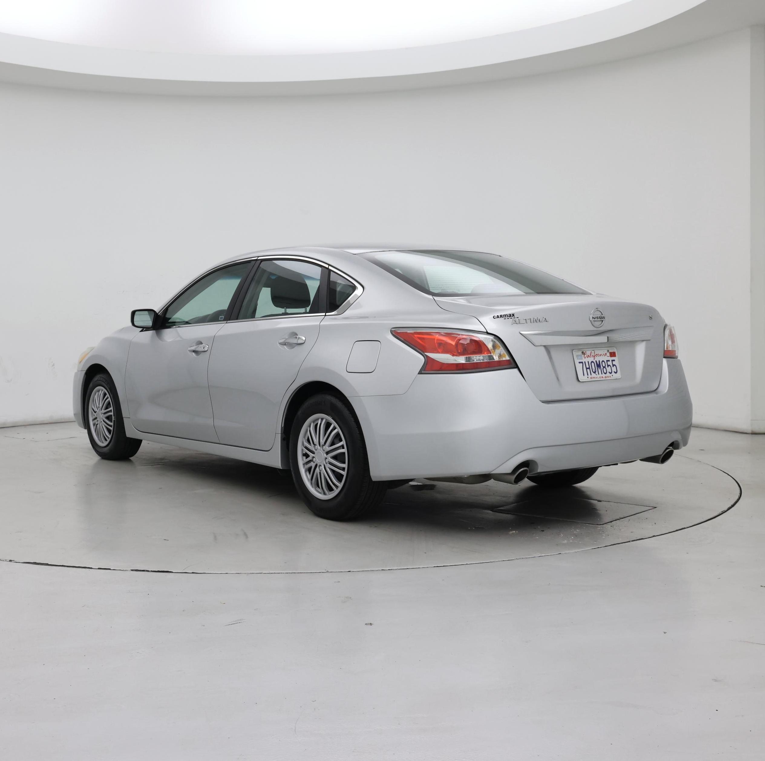 Thumbnail: 2015 Nissan Altima - 2