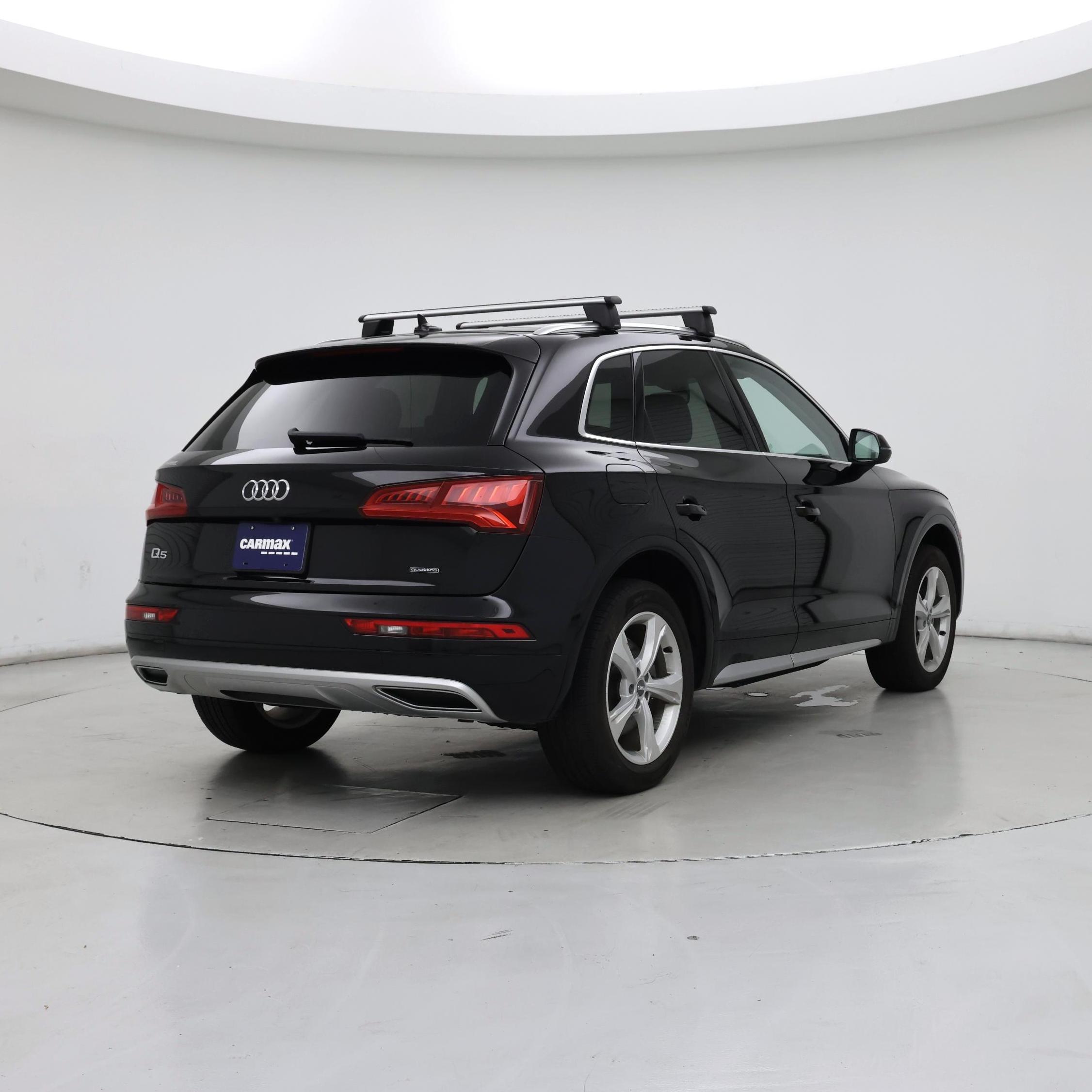 Thumbnail: 2020 Audi Q5 - 8