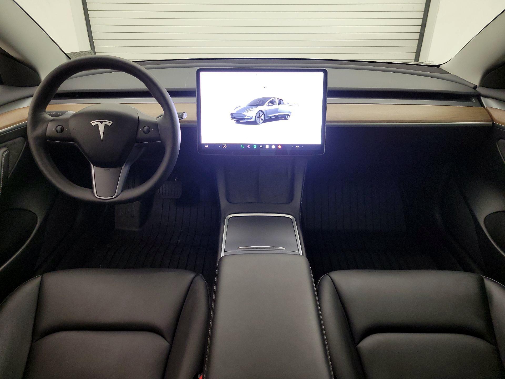 Thumbnail: 2023 Tesla Model 3 - 9