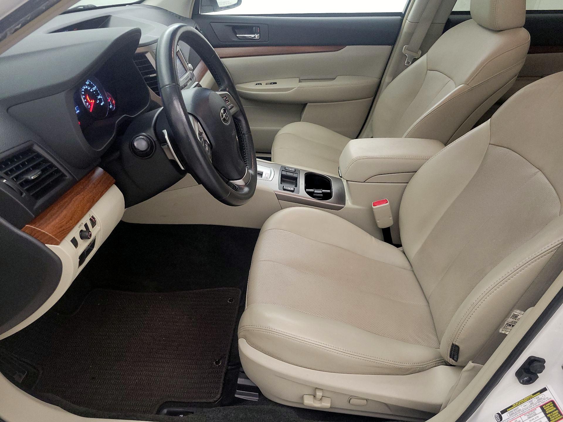 Thumbnail: 2014 Subaru Outback - 11