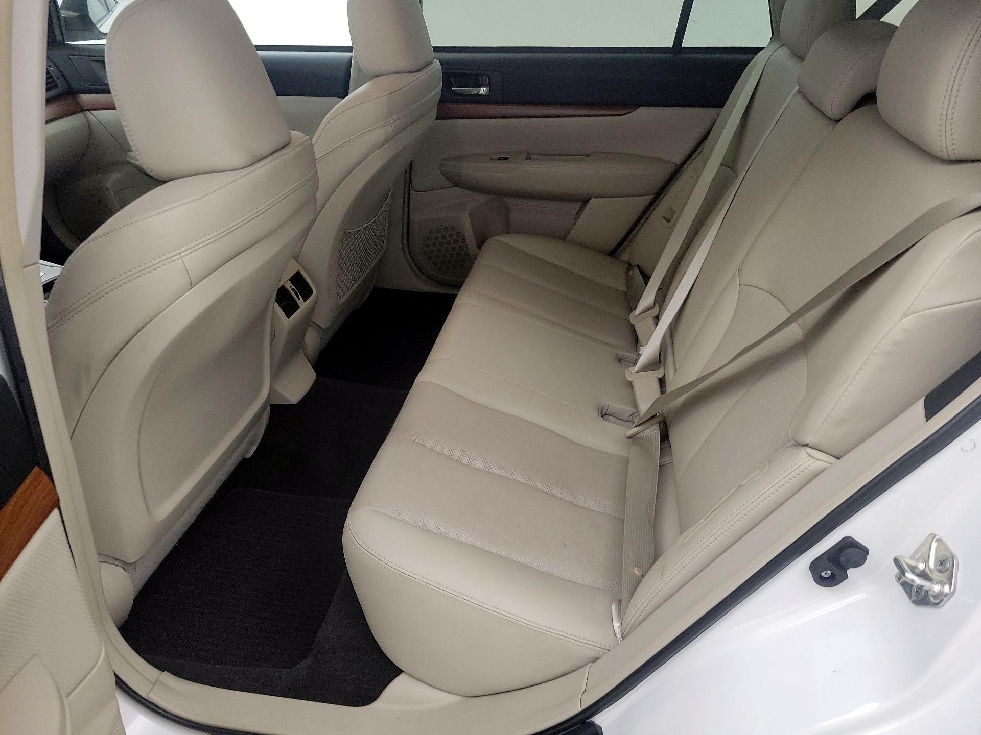 Thumbnail: 2014 Subaru Outback - 20