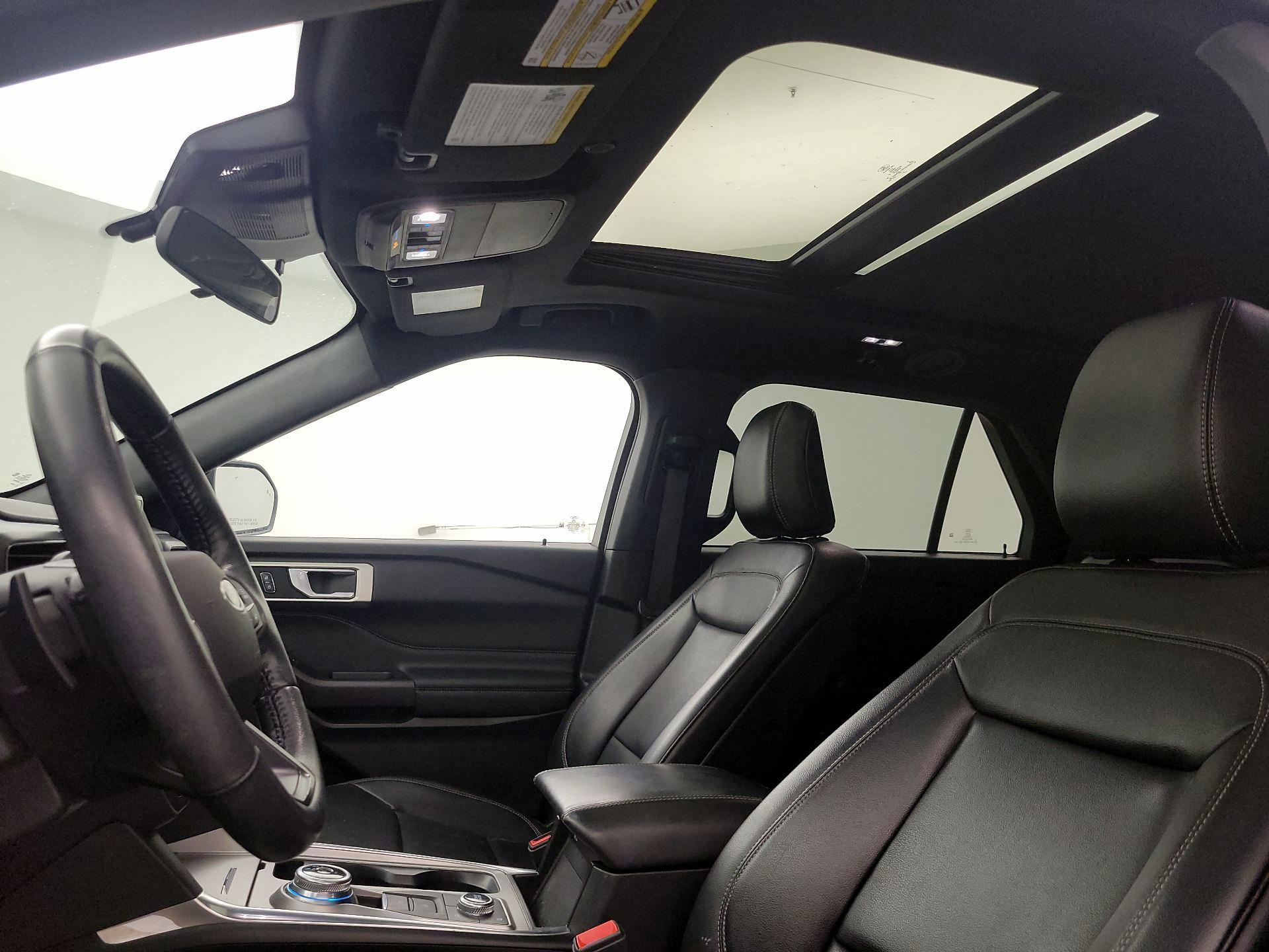 Thumbnail: 2020 Ford Explorer - 20