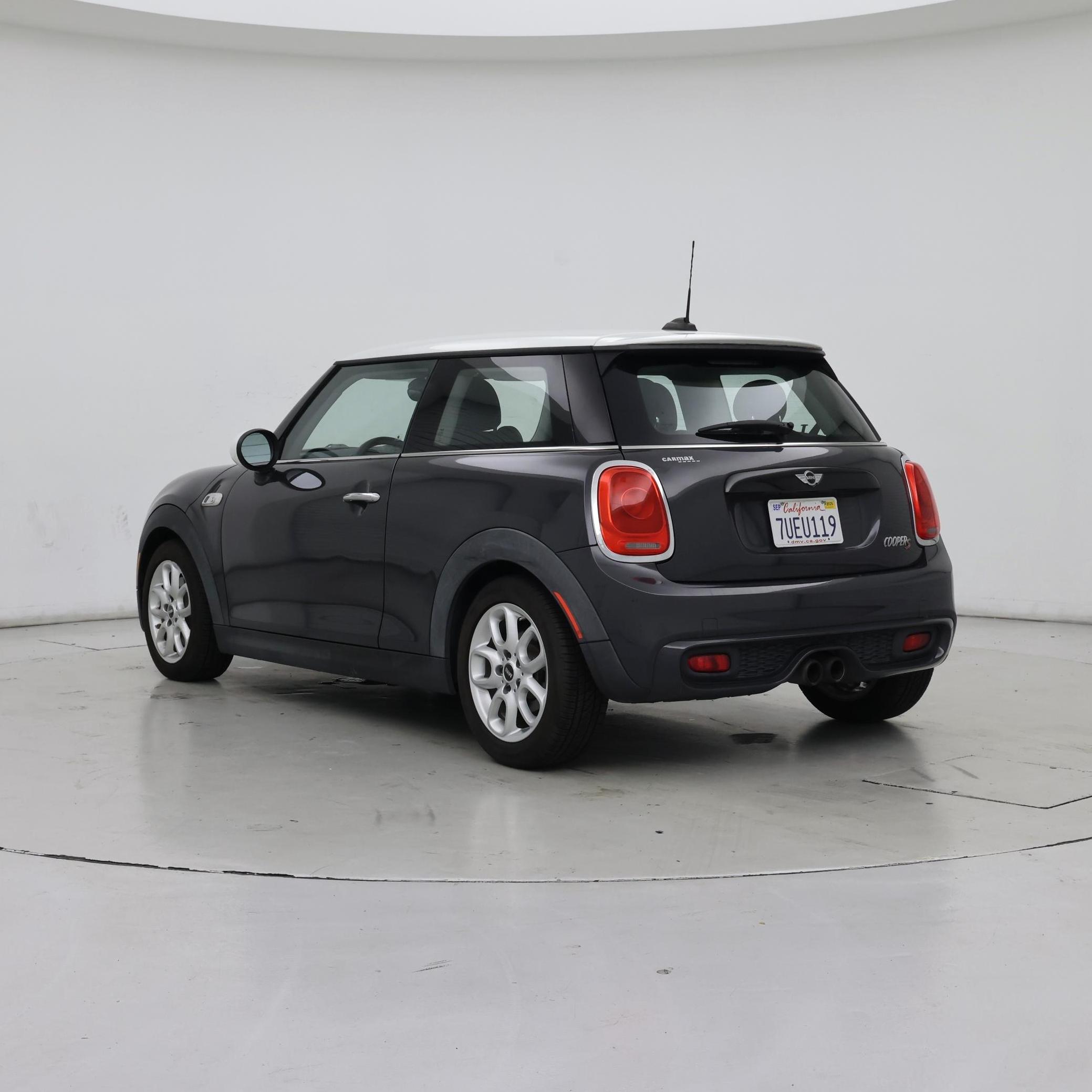 Thumbnail: 2015 MINI Cooper Hardtop - 2