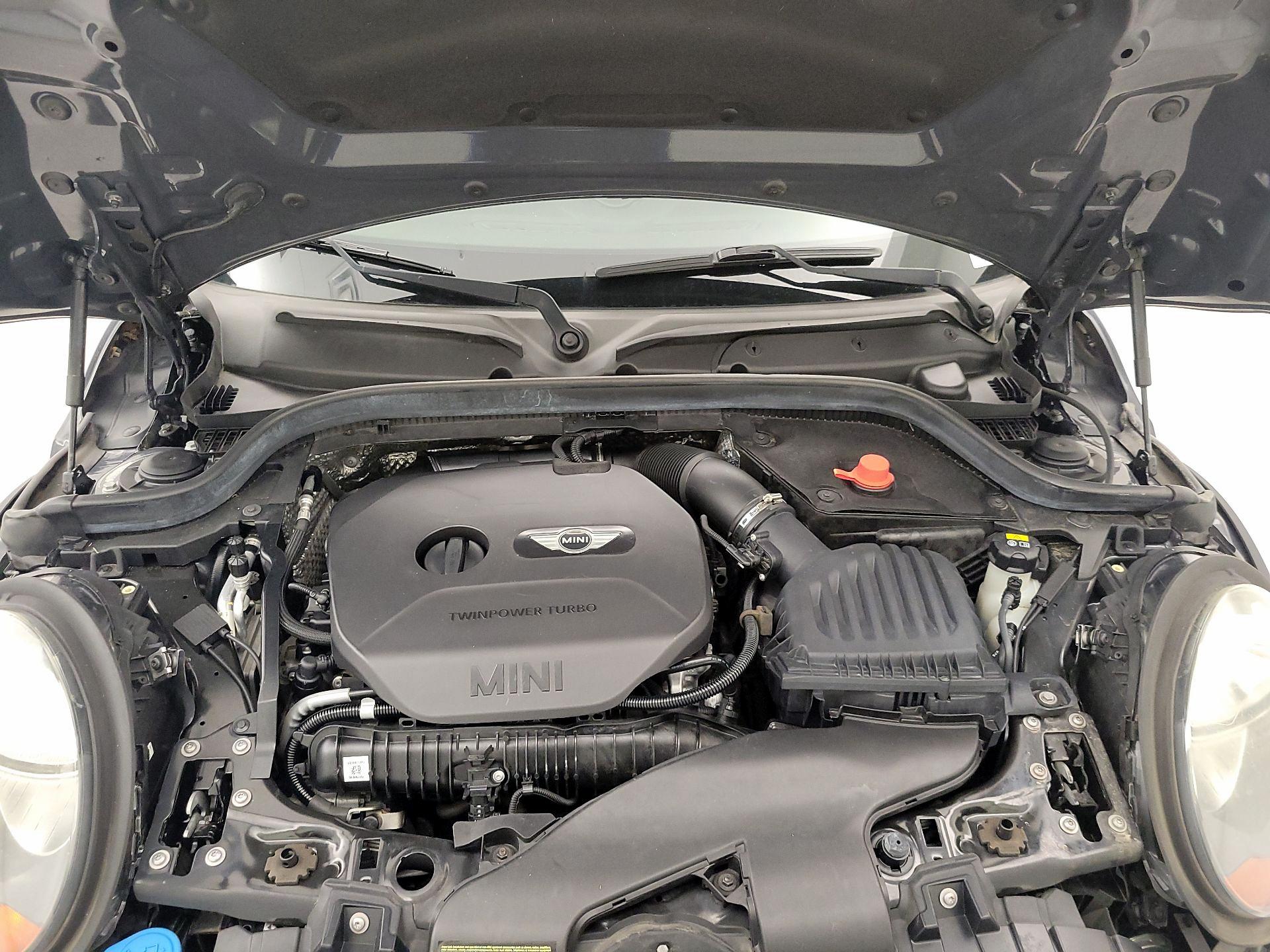 Thumbnail: 2015 MINI Cooper Hardtop - 20