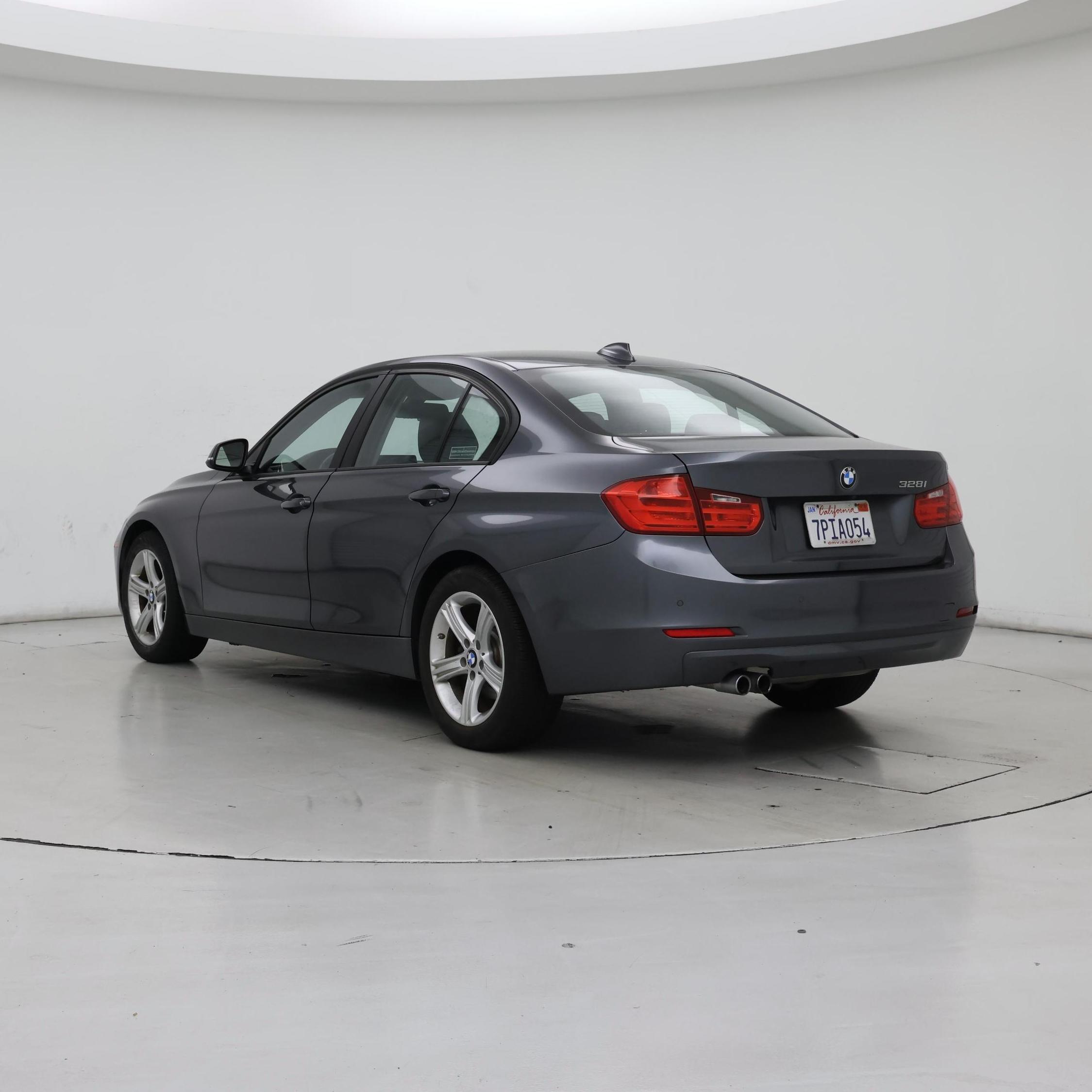Thumbnail: 2015 BMW 3 Series - 2