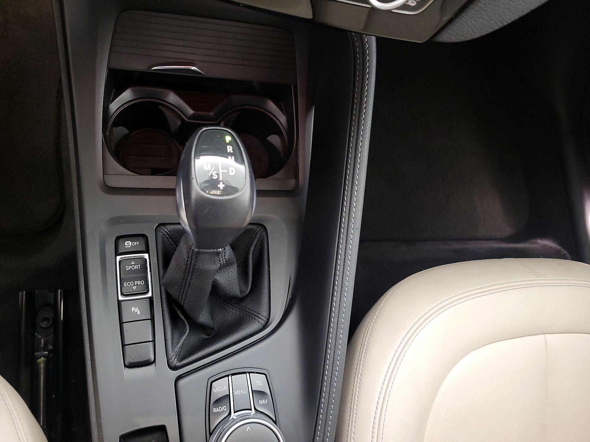 Thumbnail: 2017 BMW X1 - 17