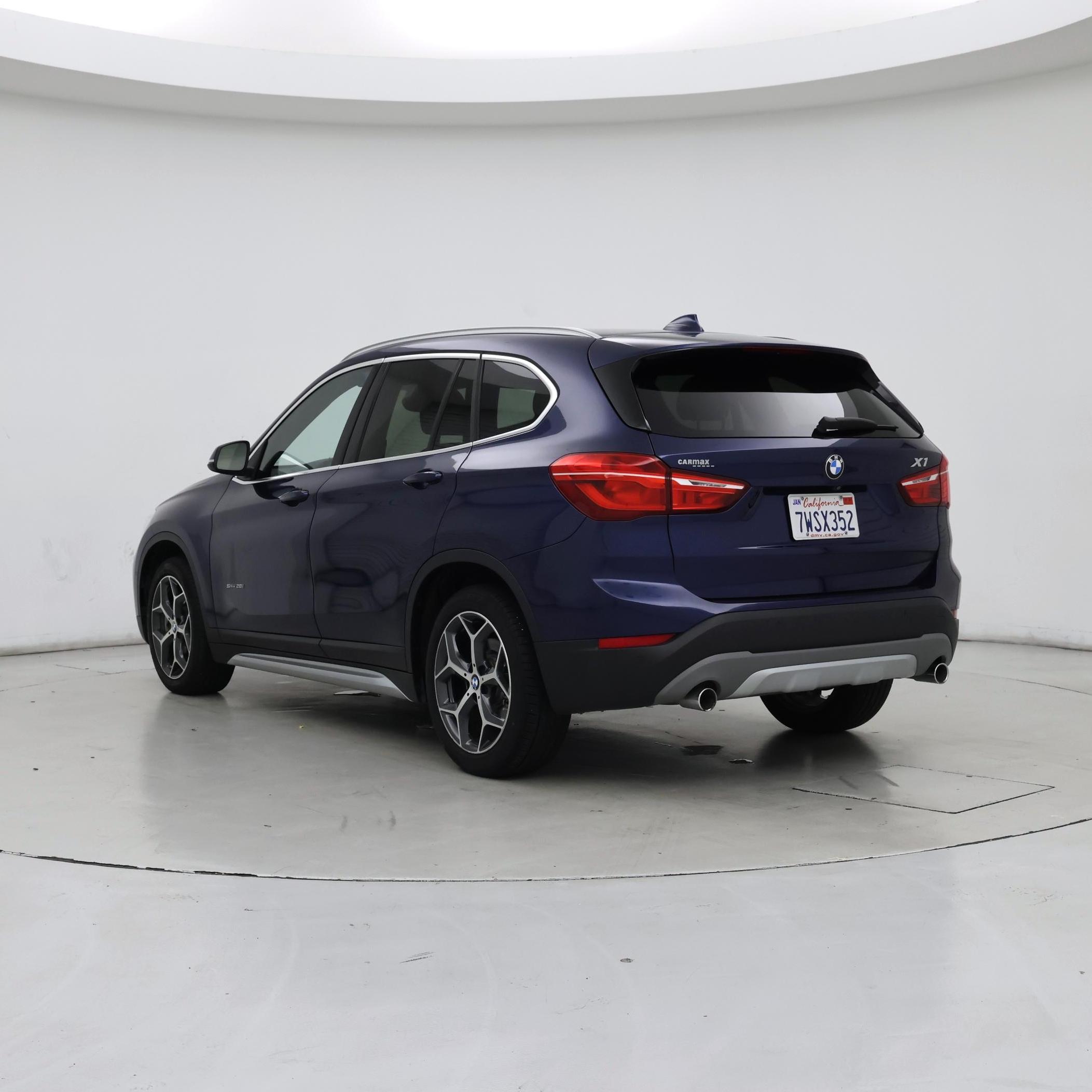 Thumbnail: 2017 BMW X1 - 2