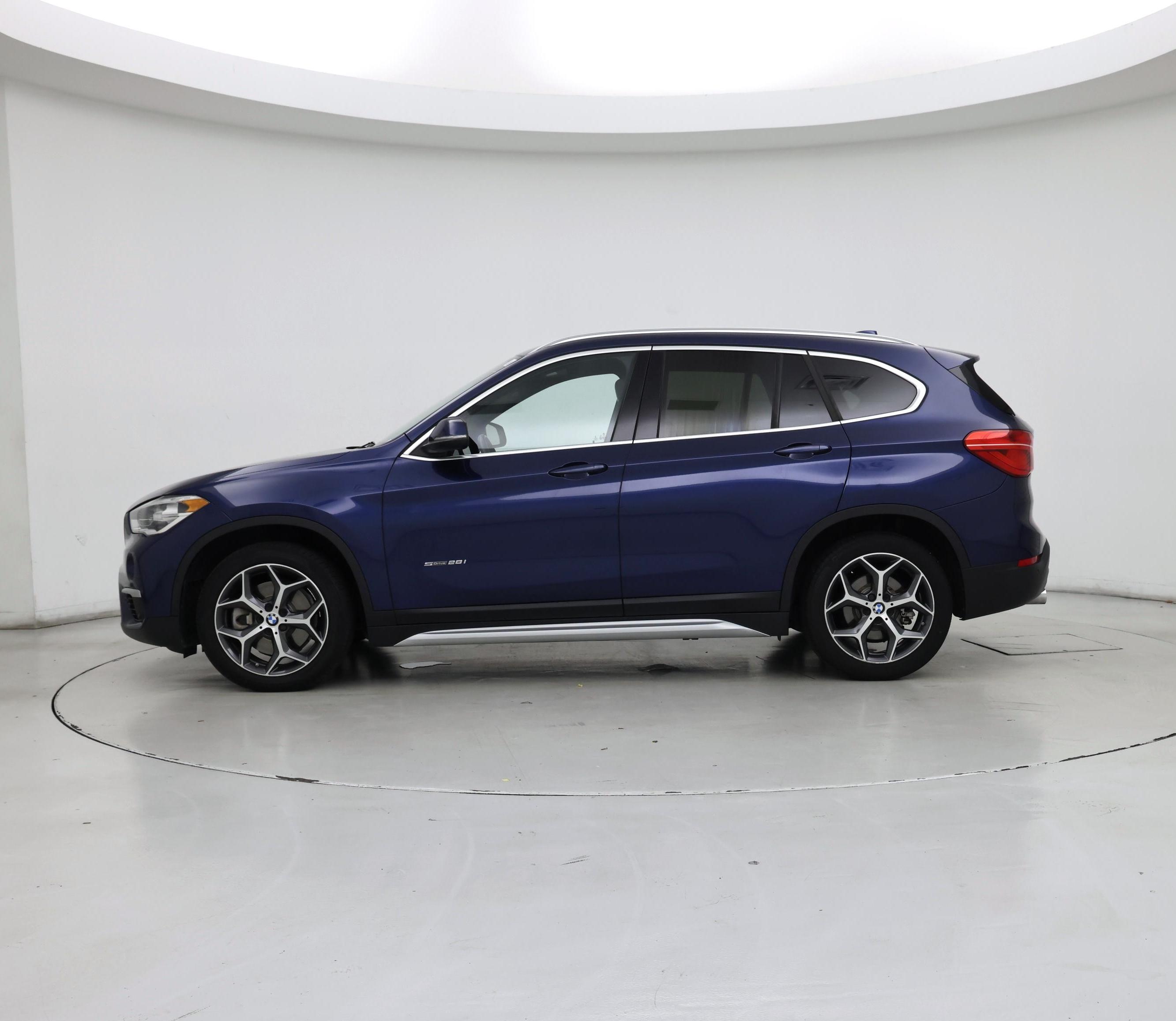 Thumbnail: 2017 BMW X1 - 3