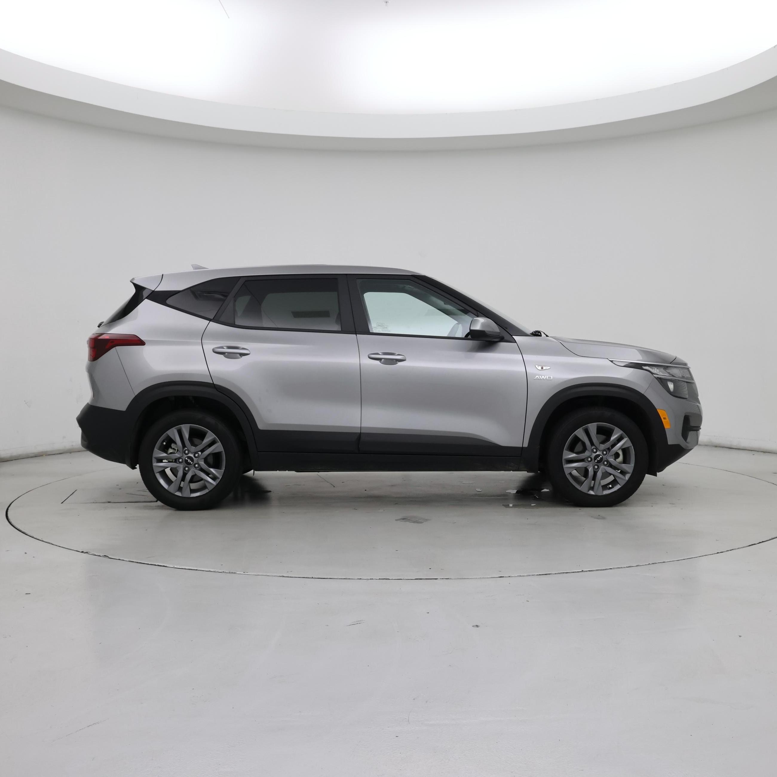Thumbnail: 2022 Kia Seltos - 7