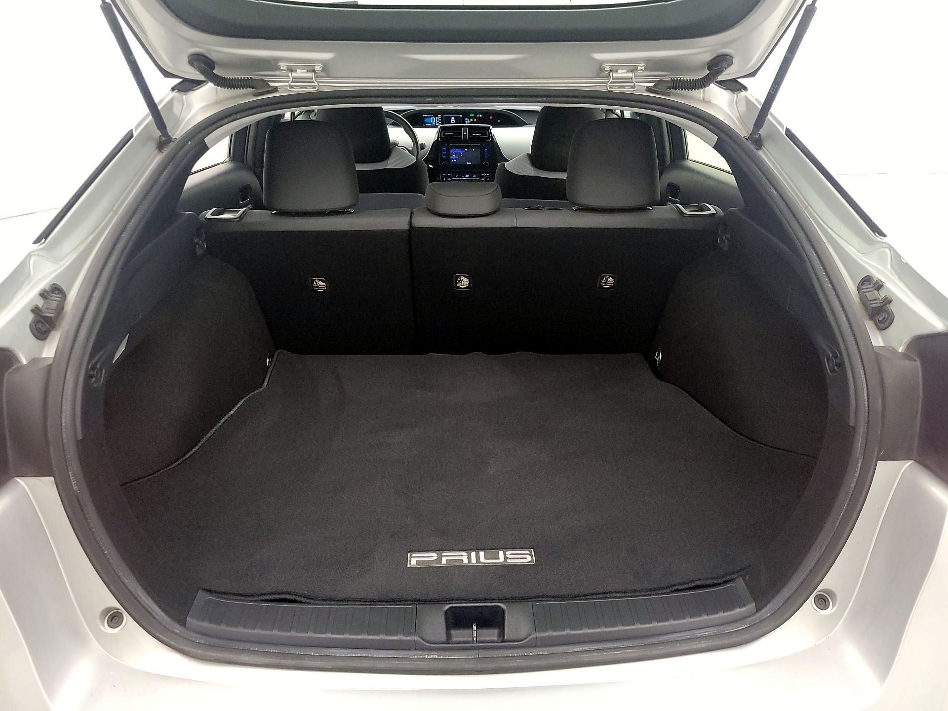 Thumbnail: 2016 Toyota Prius - 20