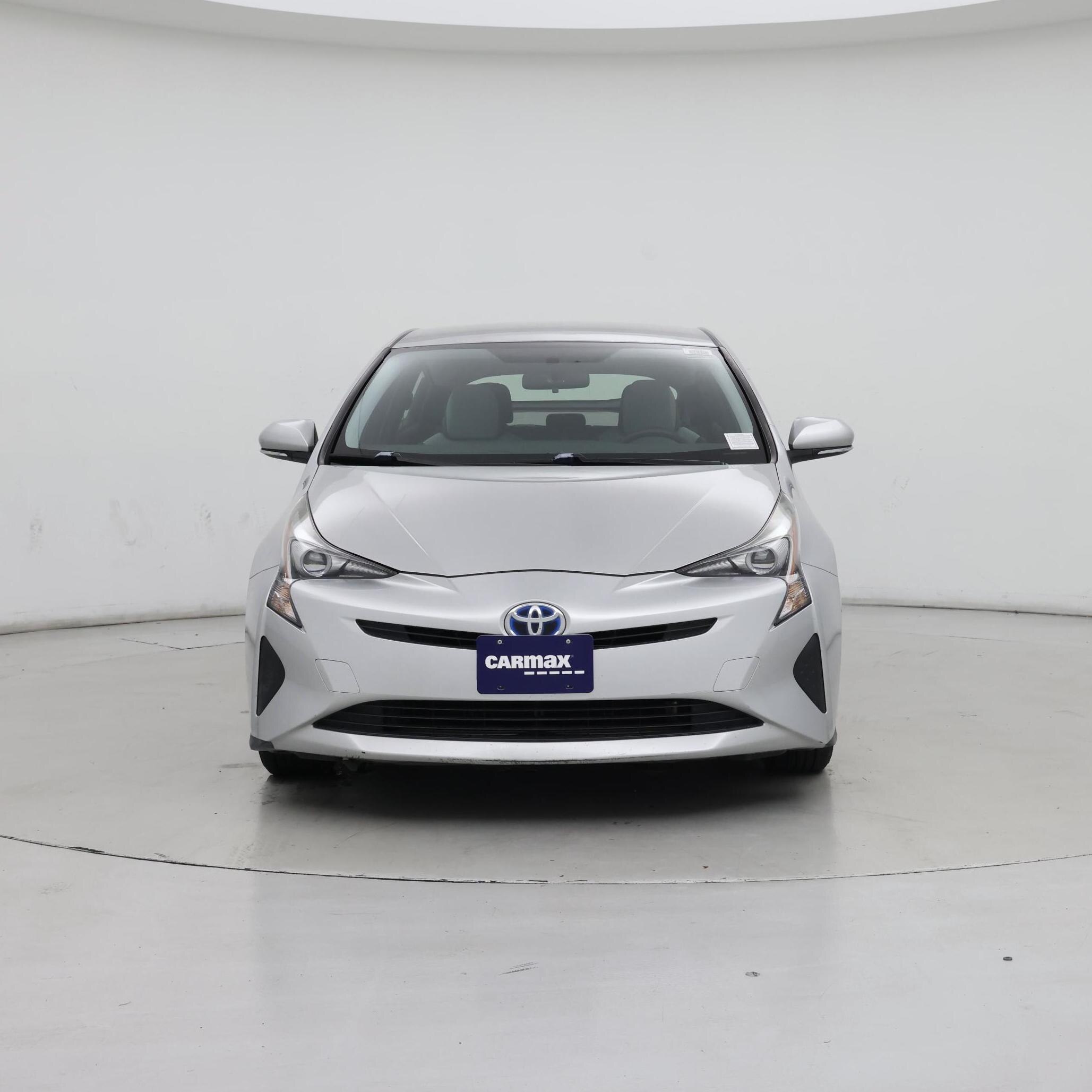 Thumbnail: 2016 Toyota Prius - 5