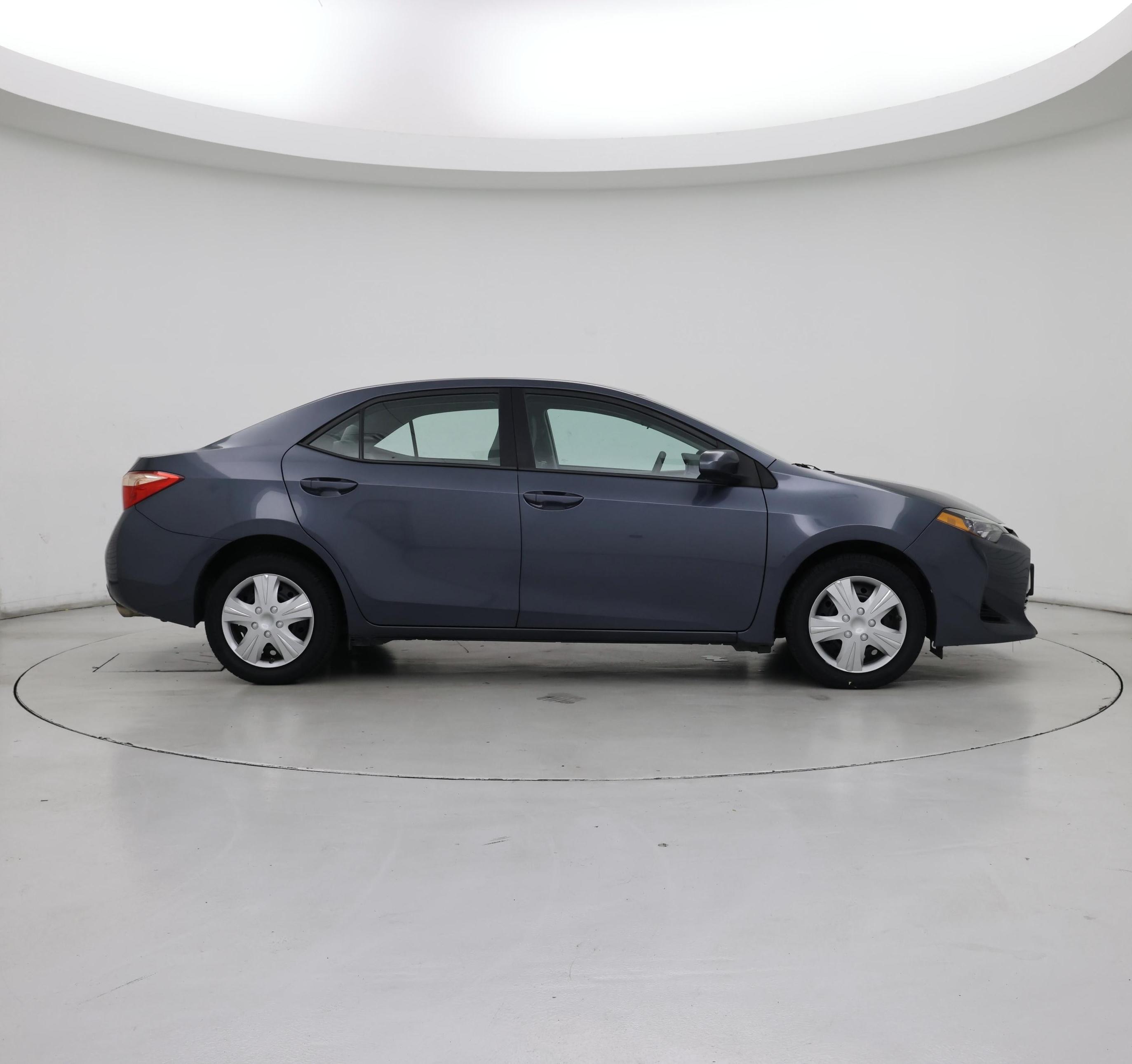Thumbnail: 2017 Toyota Corolla - 7