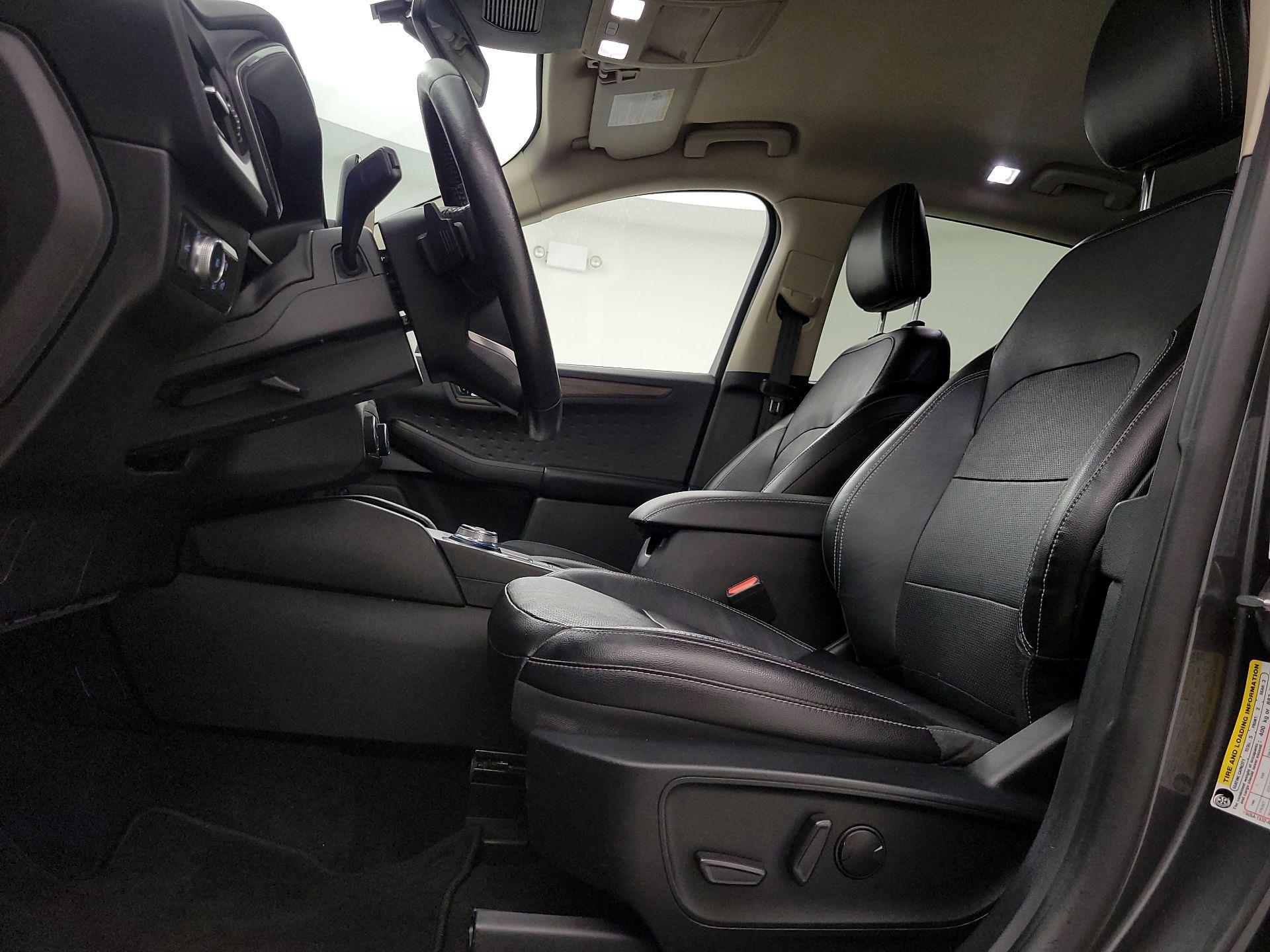 Thumbnail: 2020 Ford Escape - 11