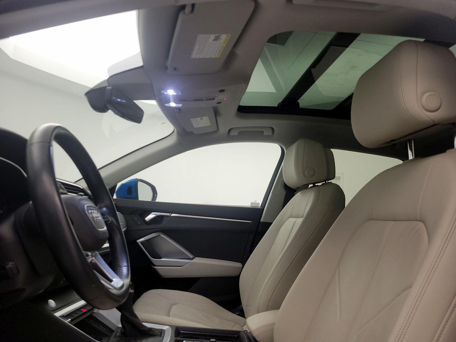 Thumbnail: 2020 Audi Q3 - 20