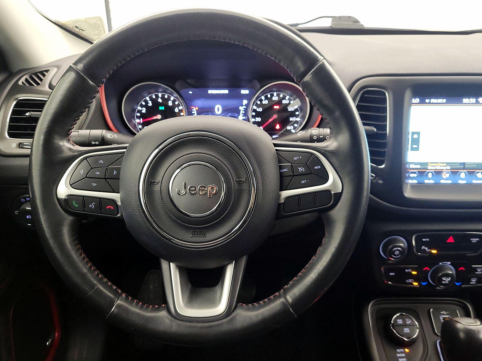 Thumbnail: 2020 Jeep Compass - 10