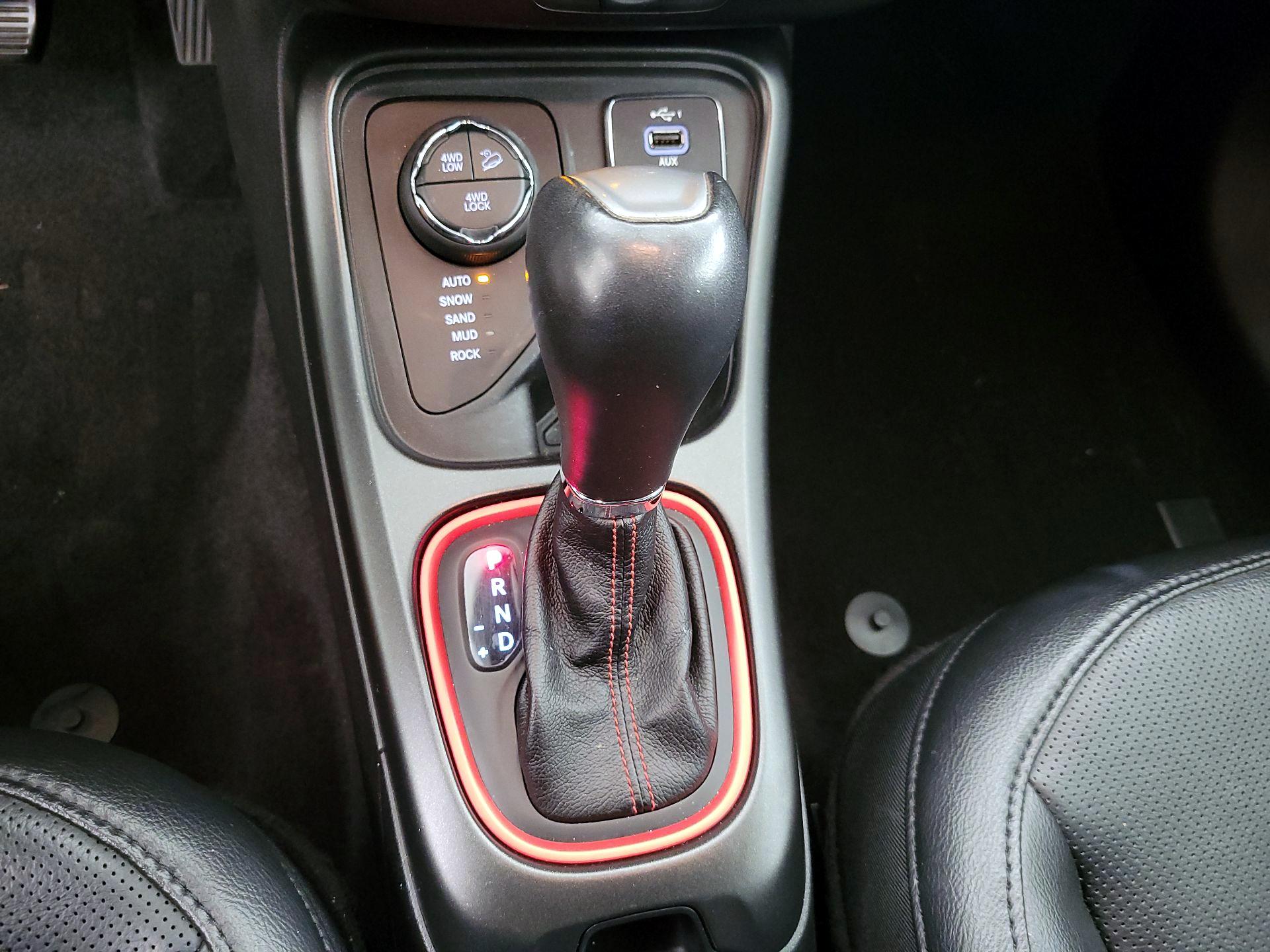 Thumbnail: 2020 Jeep Compass - 18