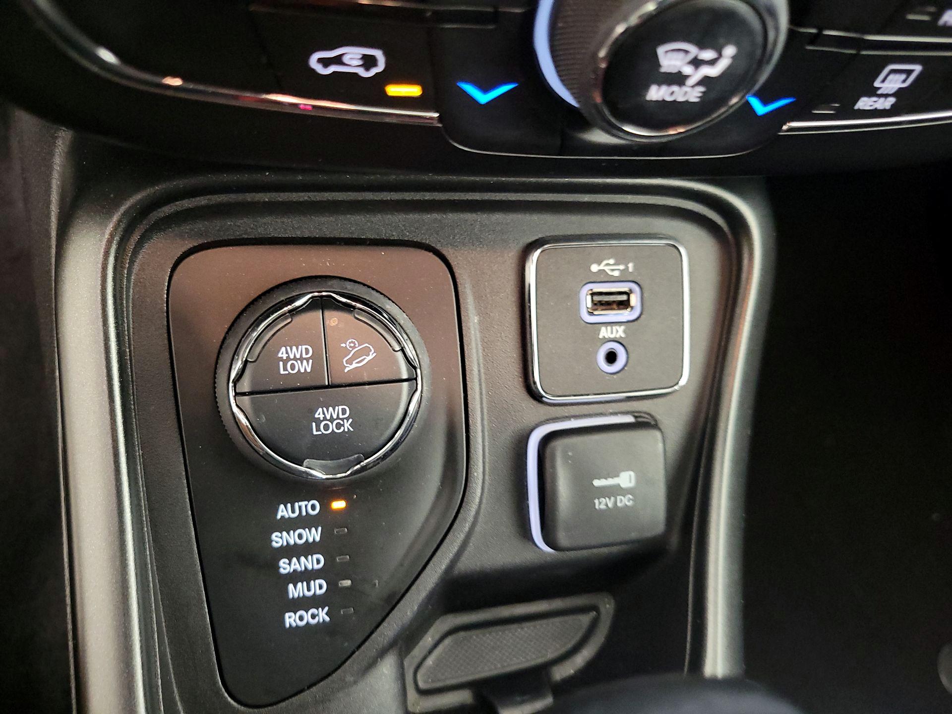Thumbnail: 2020 Jeep Compass - 19