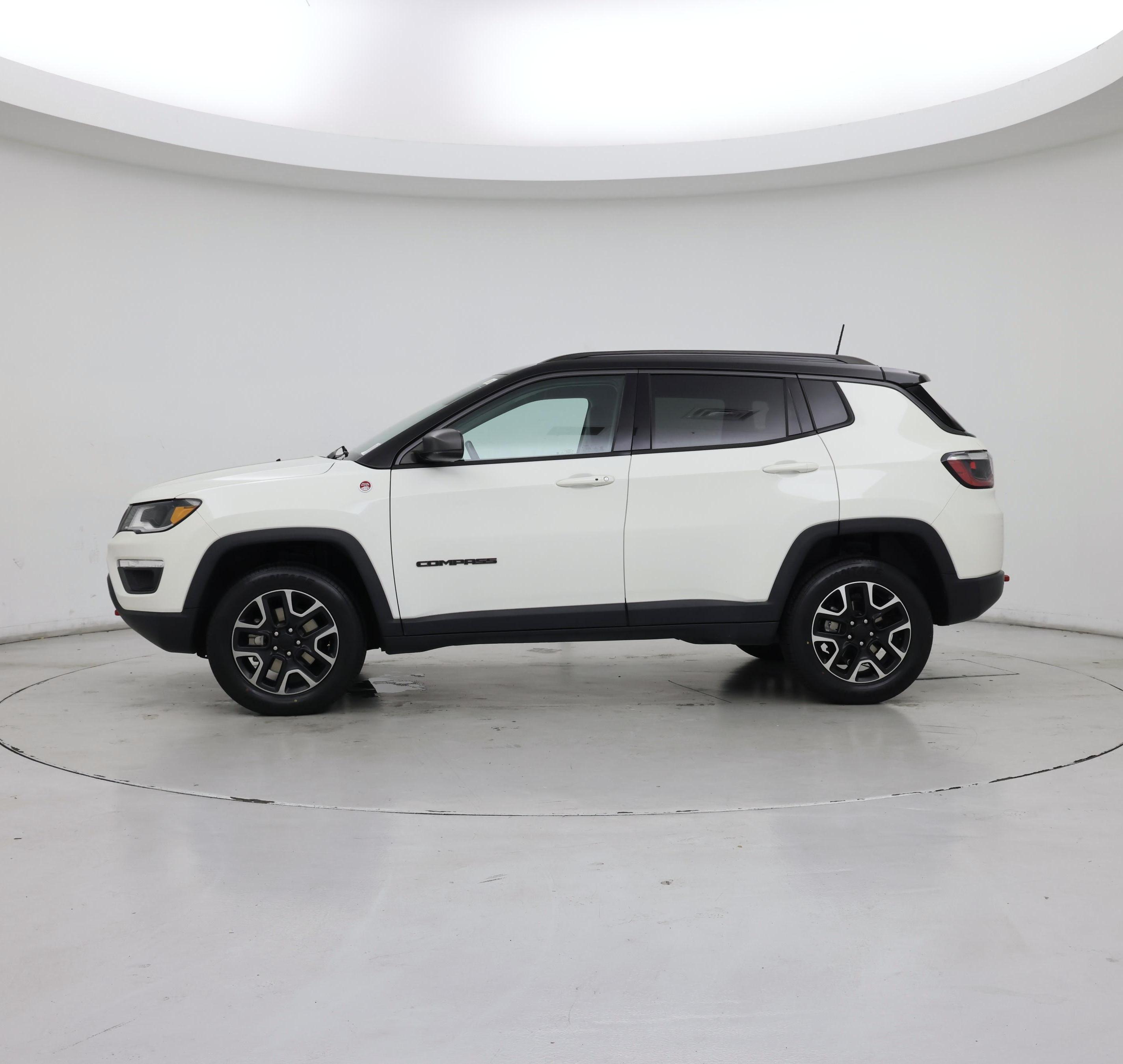 Thumbnail: 2020 Jeep Compass - 3