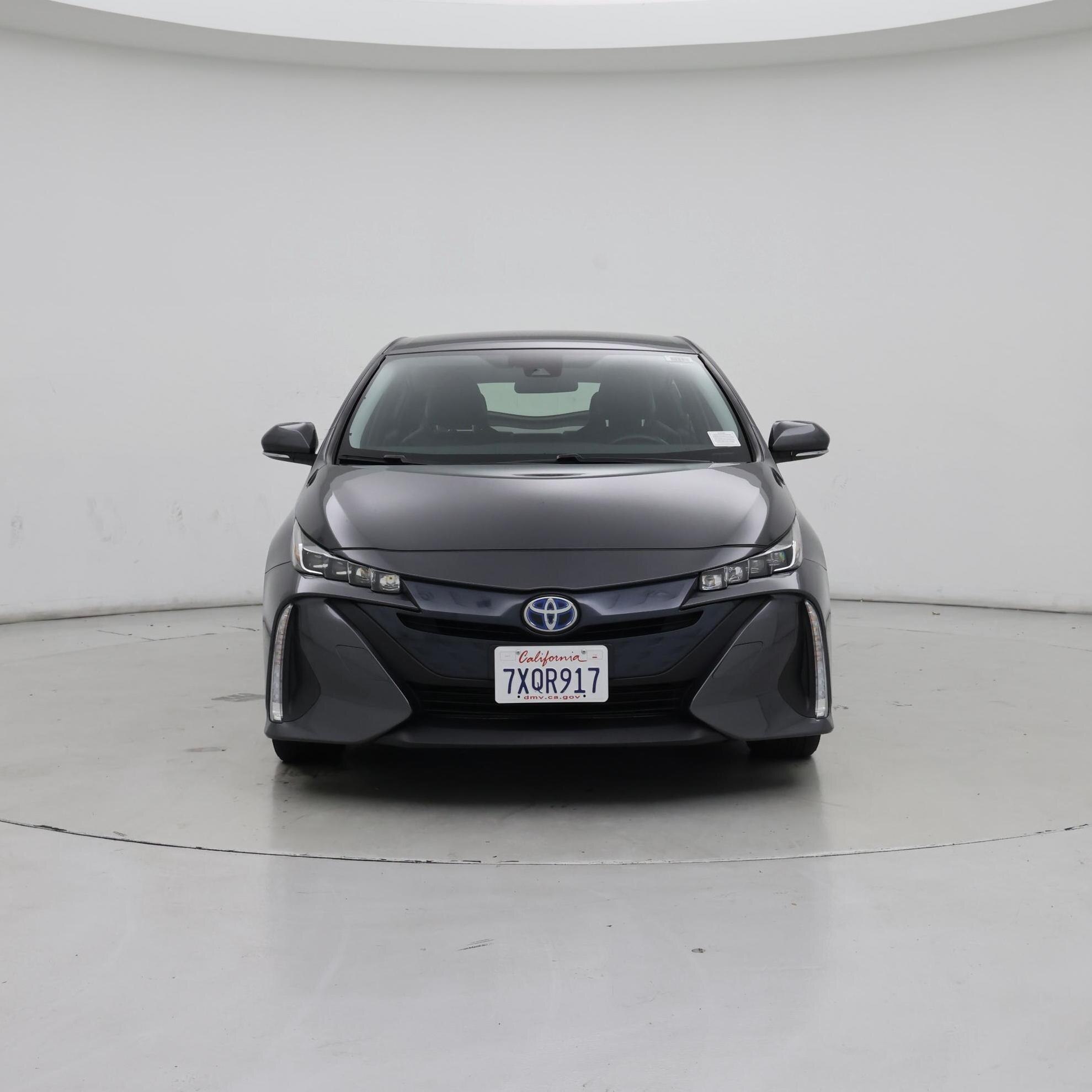 Thumbnail: 2017 Toyota Prius Prime - 5