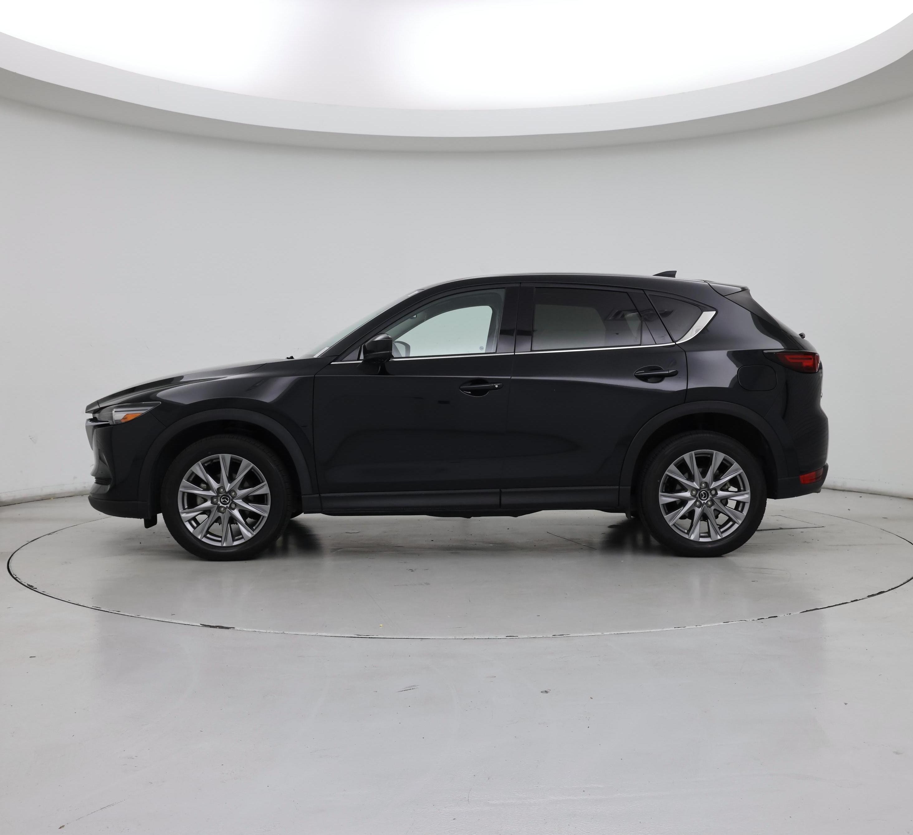 Thumbnail: 2021 Mazda CX-5 - 3
