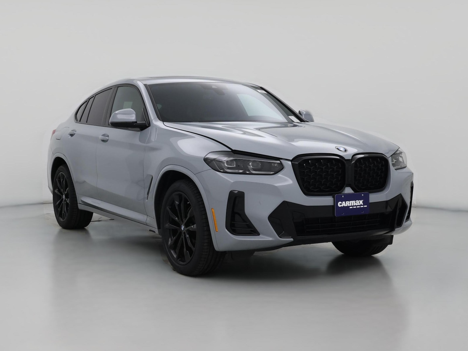 2023 BMW X4