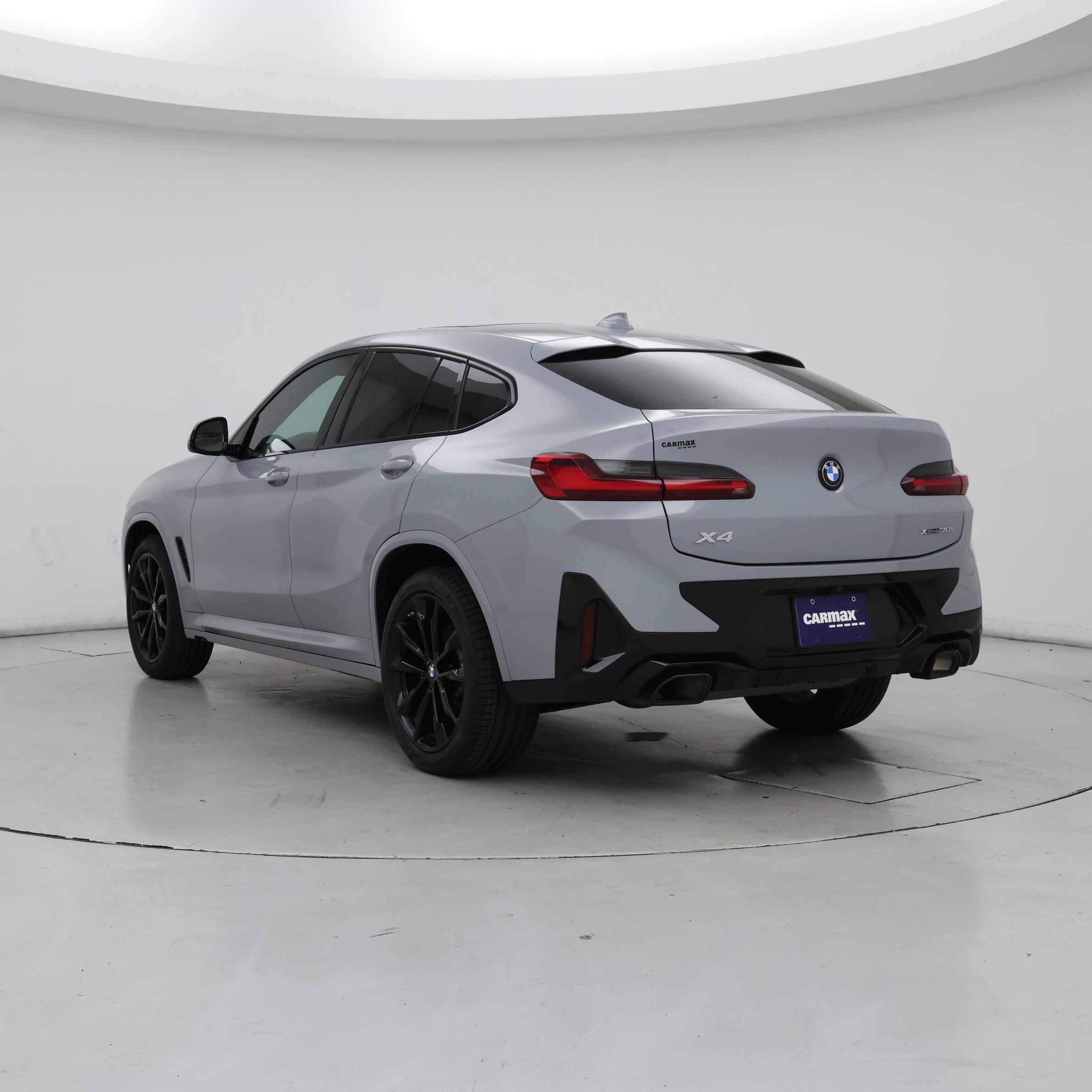 Thumbnail: 2023 BMW X4 - 2