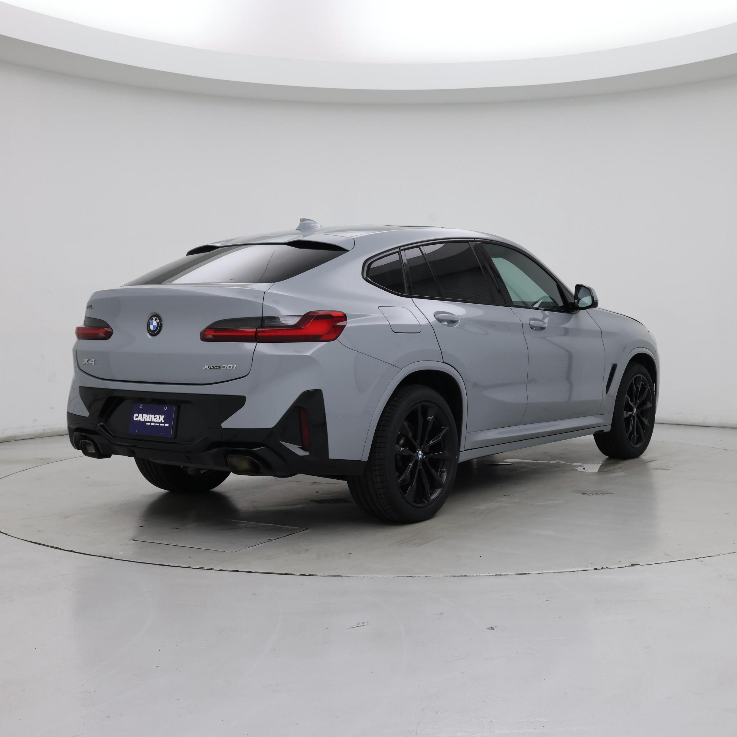 Thumbnail: 2023 BMW X4 - 8