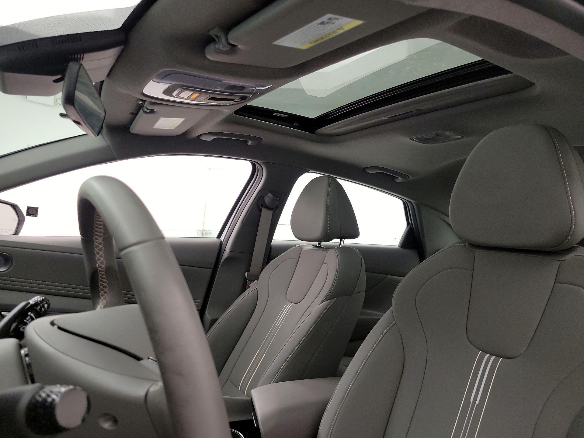 Thumbnail: 2024 Hyundai Elantra - 19