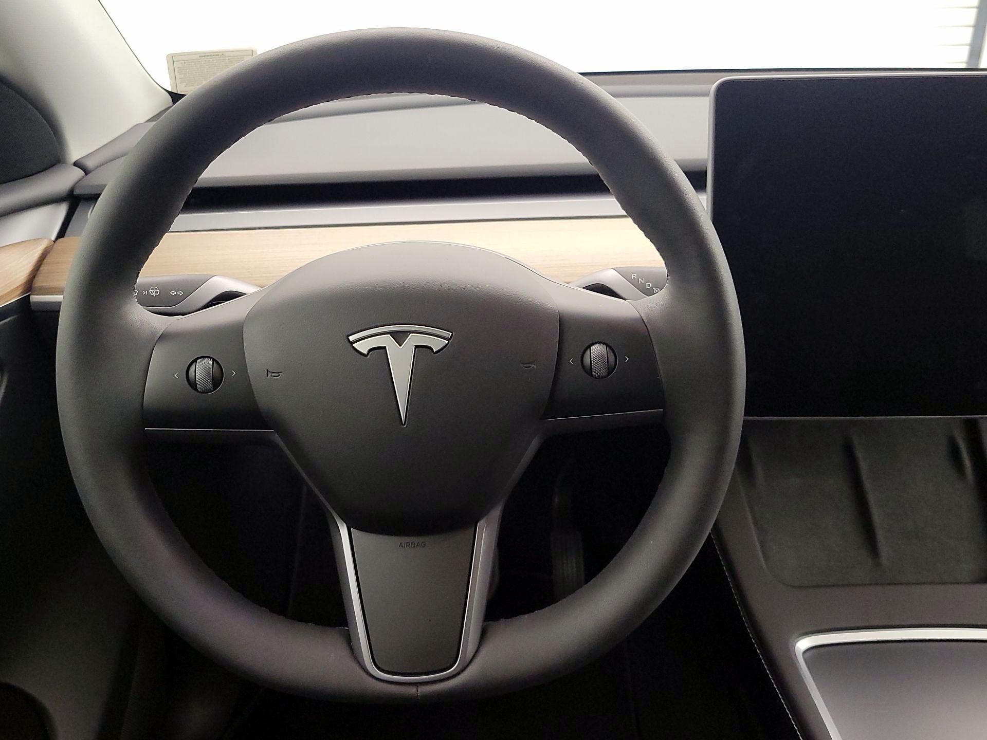 Thumbnail: 2024 Tesla Model Y - 10