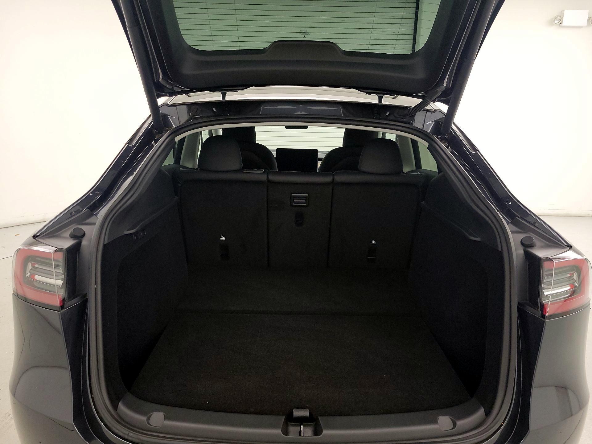 Thumbnail: 2024 Tesla Model Y - 20