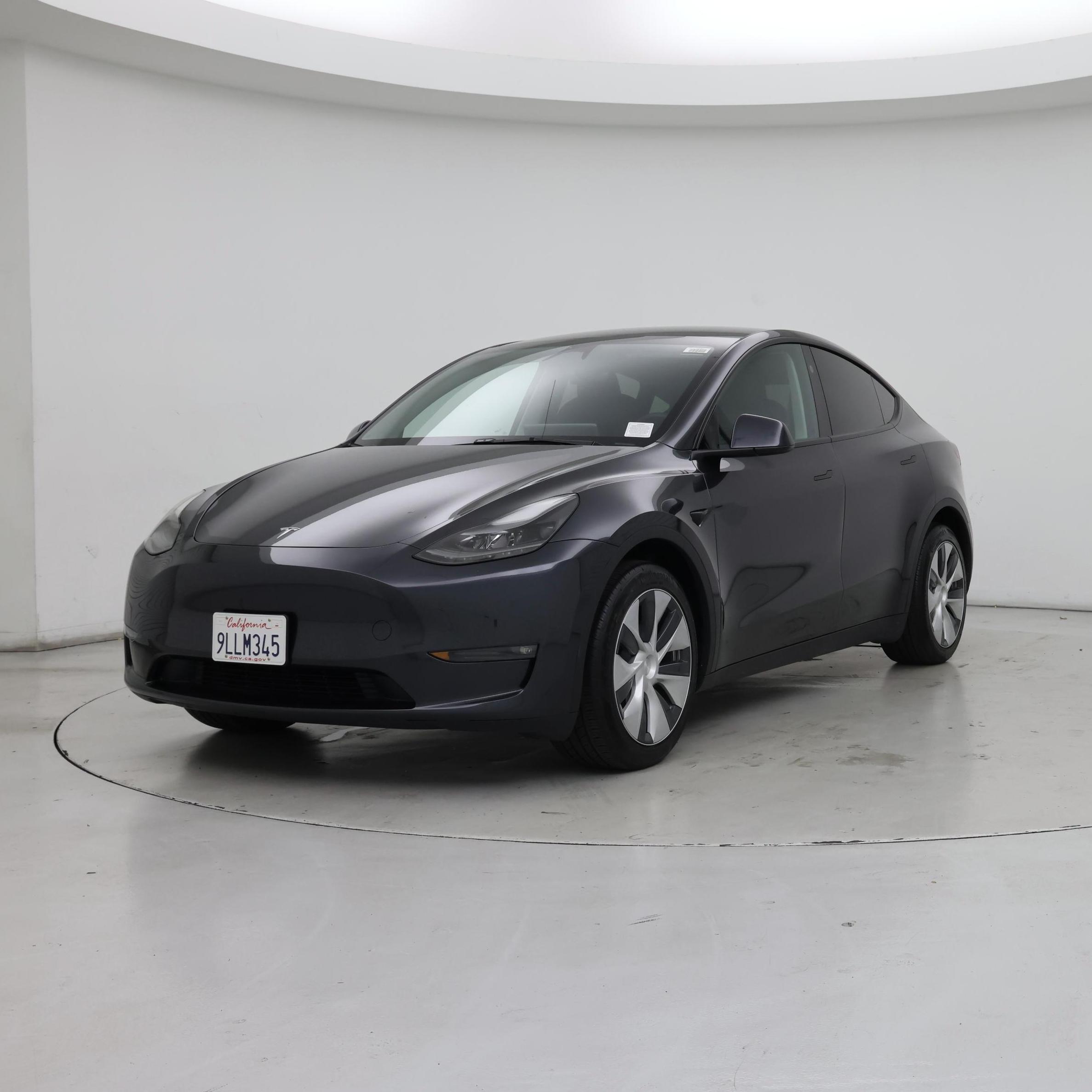 Thumbnail: 2024 Tesla Model Y - 4
