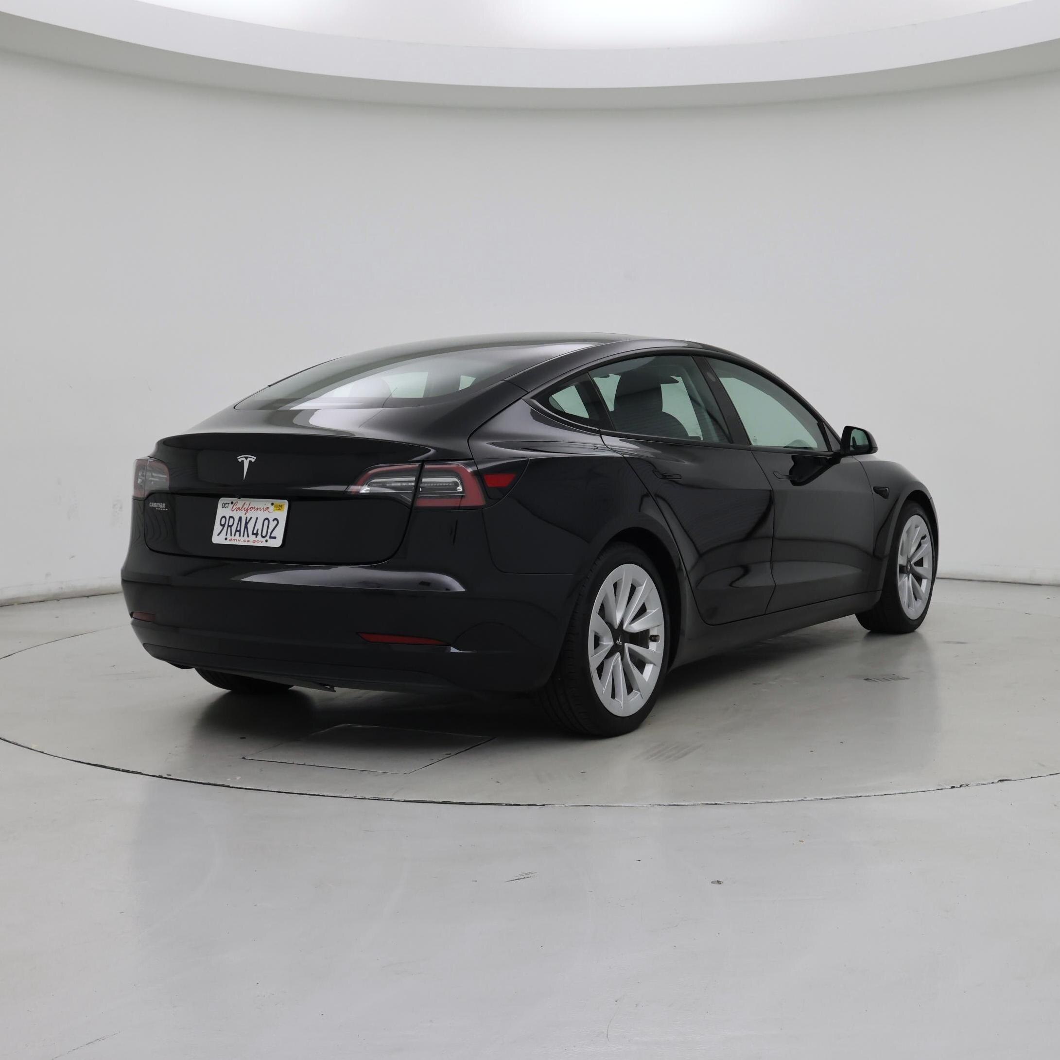 Thumbnail: 2021 Tesla Model 3 - 8
