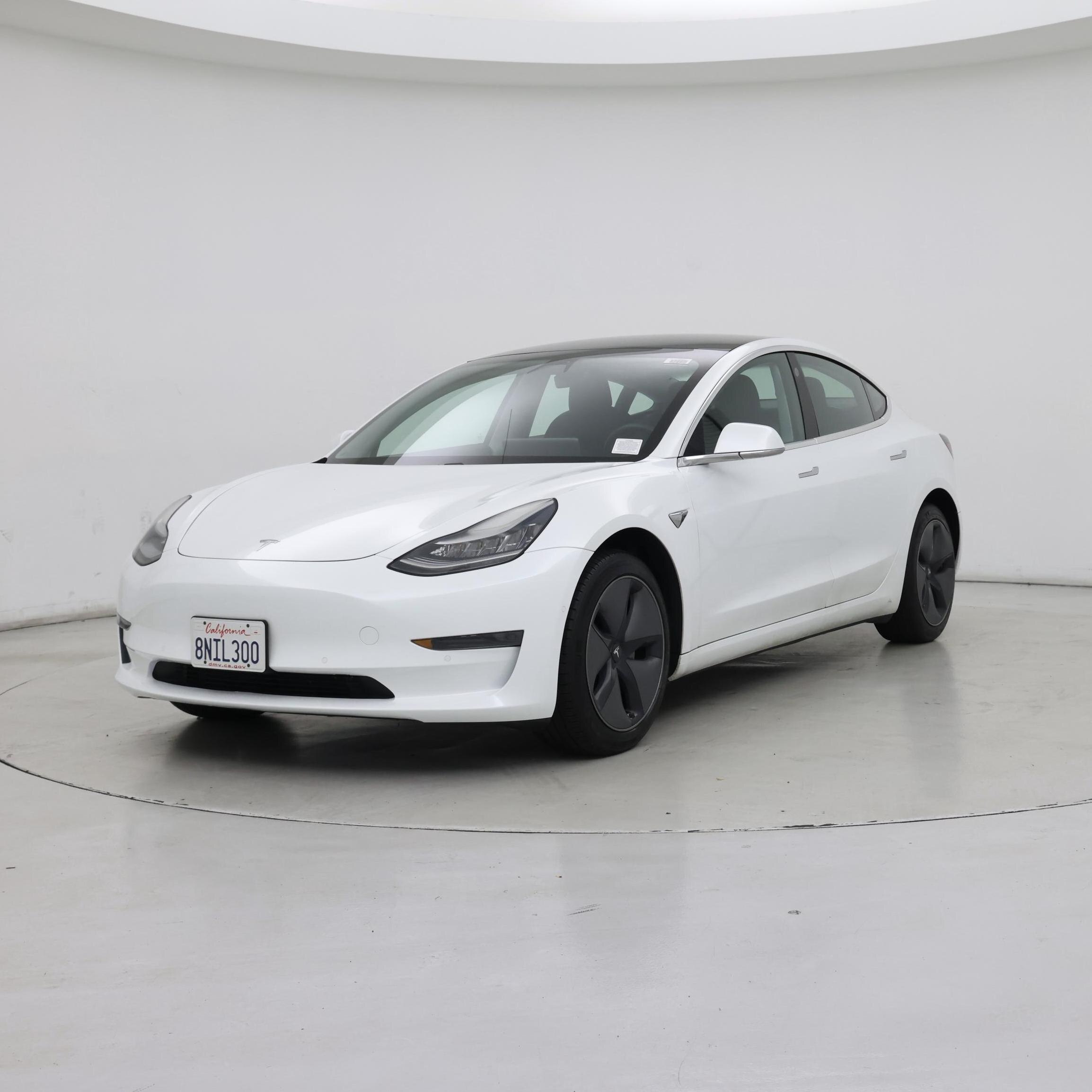 Thumbnail: 2020 Tesla Model 3 - 4