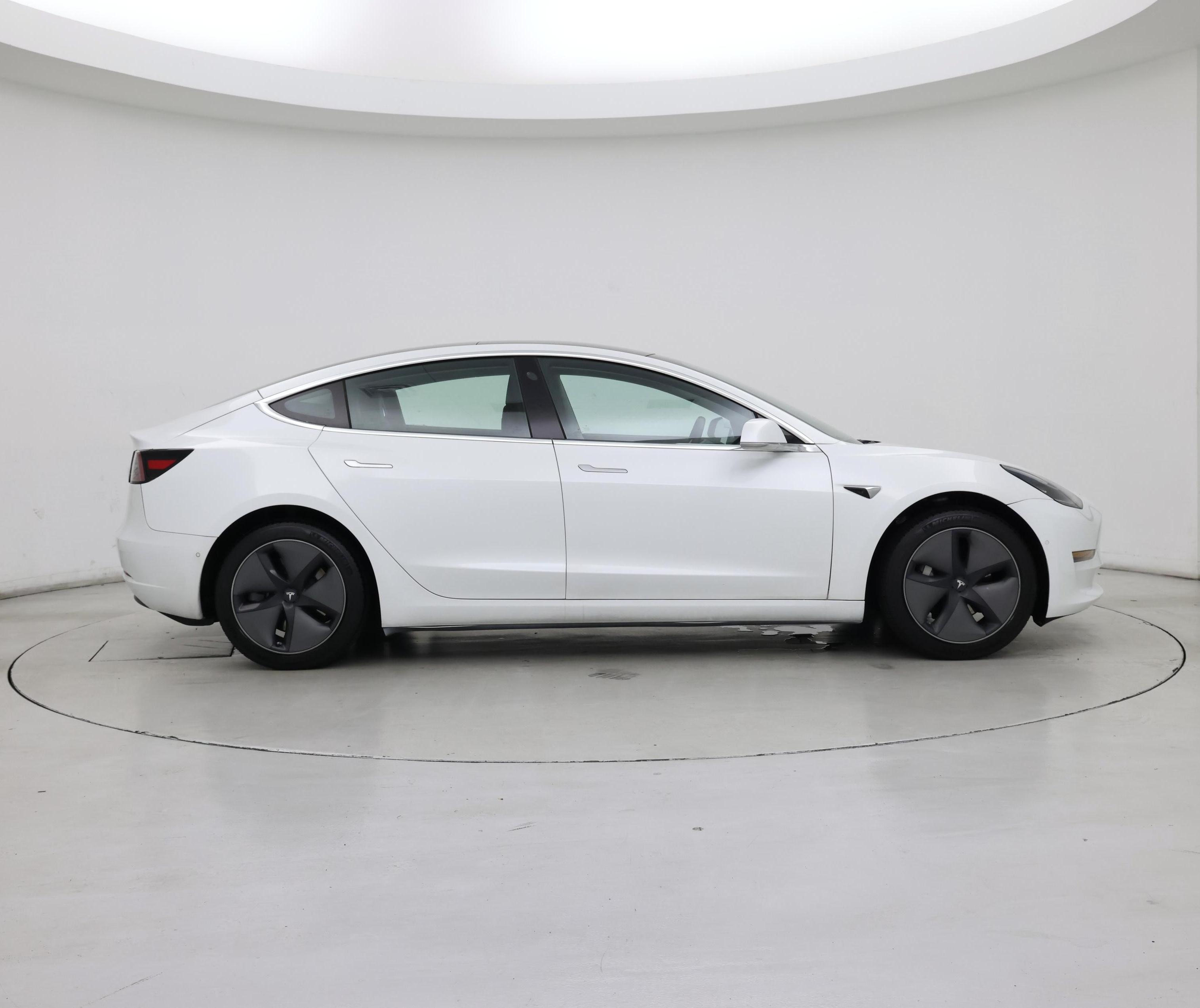 Thumbnail: 2020 Tesla Model 3 - 7