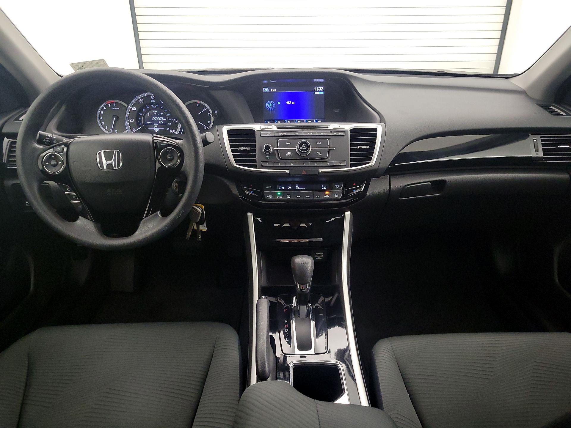 Thumbnail: 2017 Honda Accord - 8