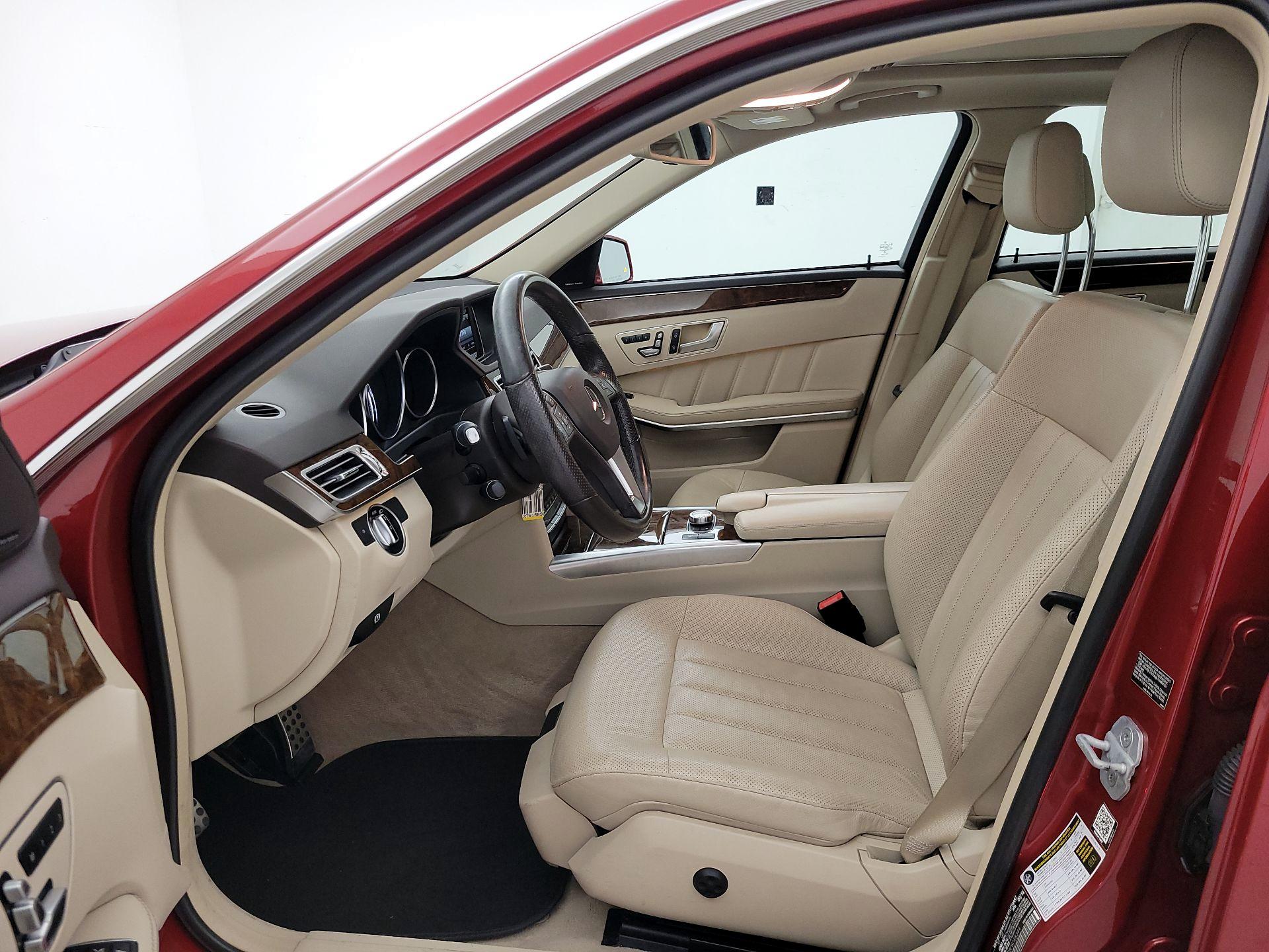 Thumbnail: 2015 Mercedes-Benz E-Class - 11