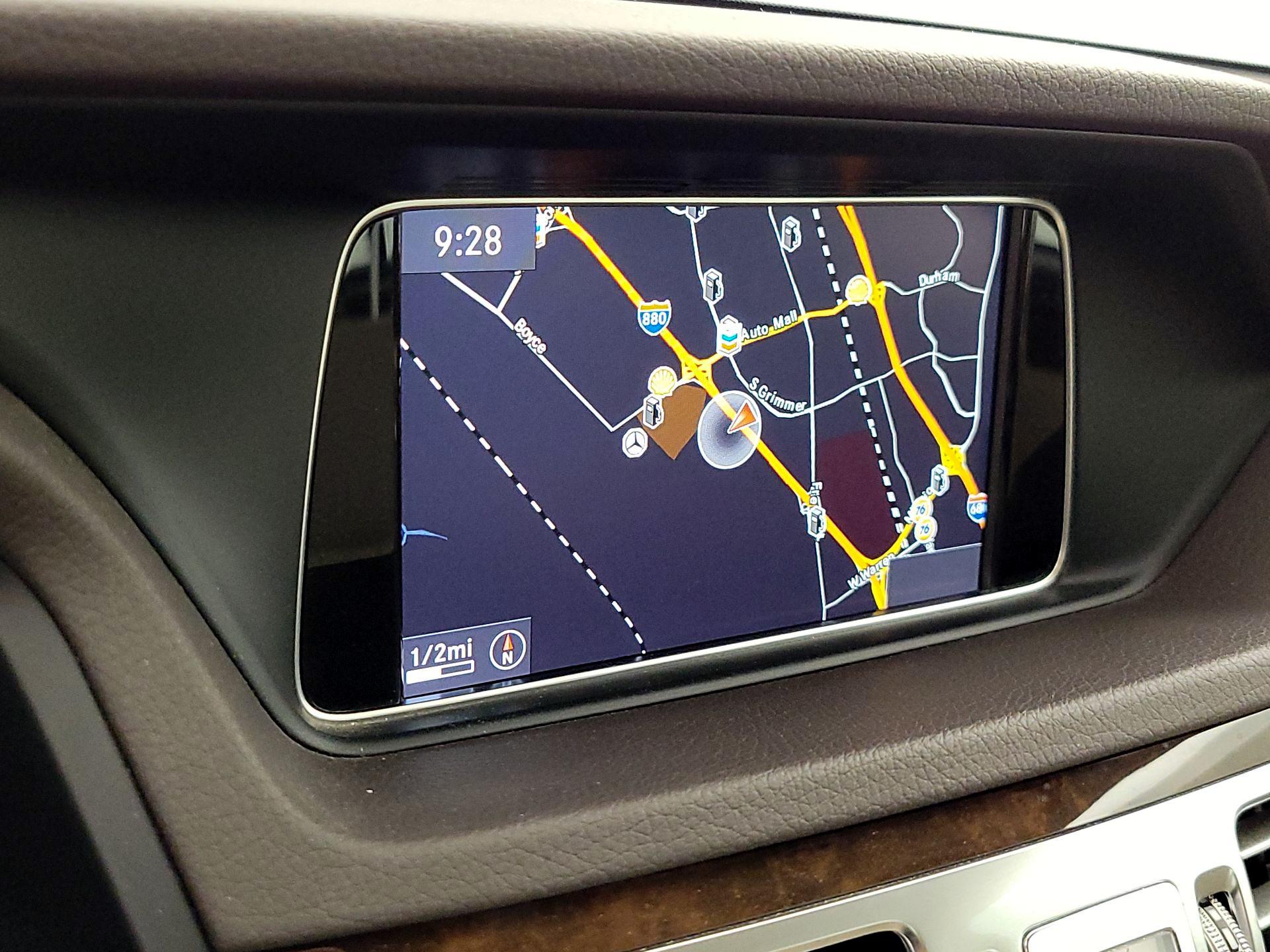 Thumbnail: 2015 Mercedes-Benz E-Class - 14