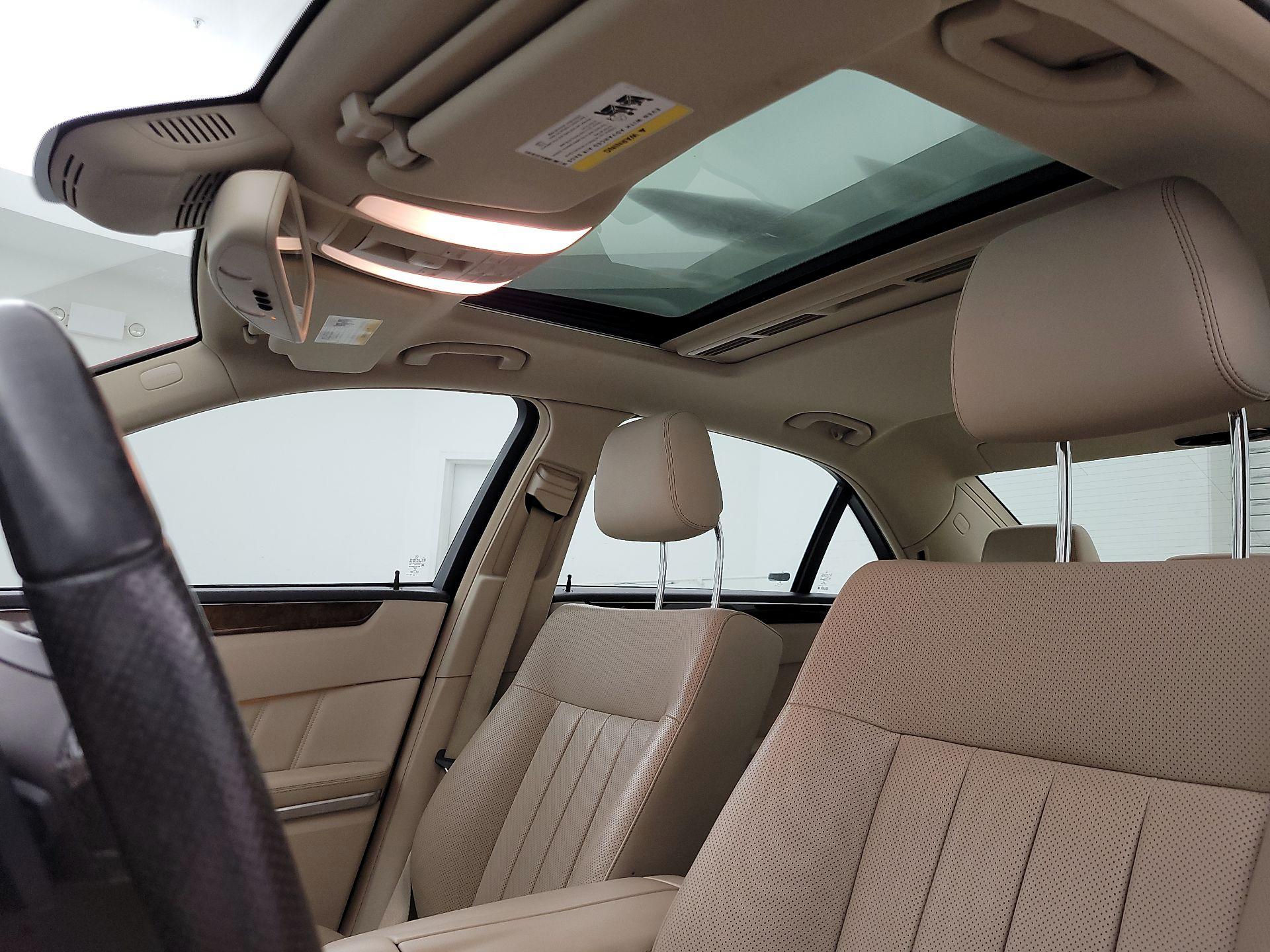 Thumbnail: 2015 Mercedes-Benz E-Class - 19