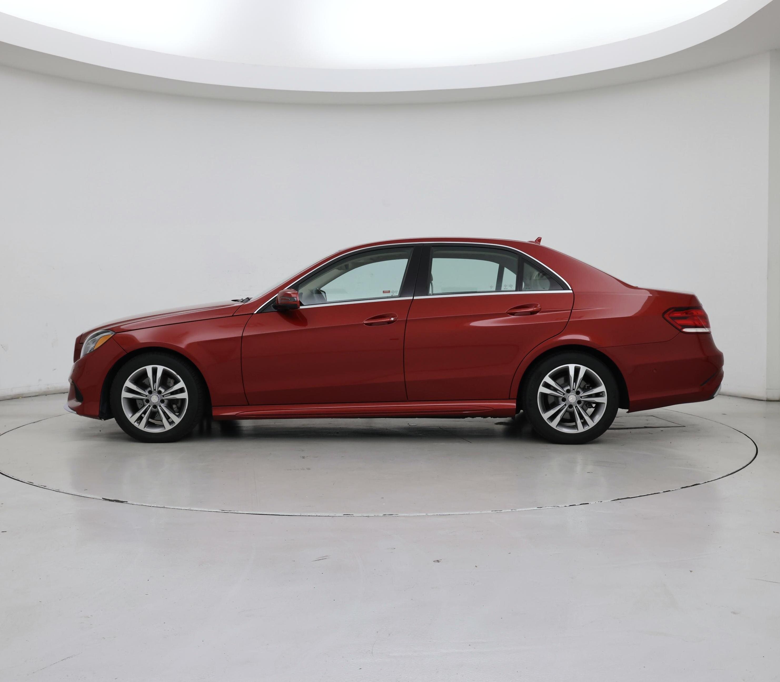 Thumbnail: 2015 Mercedes-Benz E-Class - 3