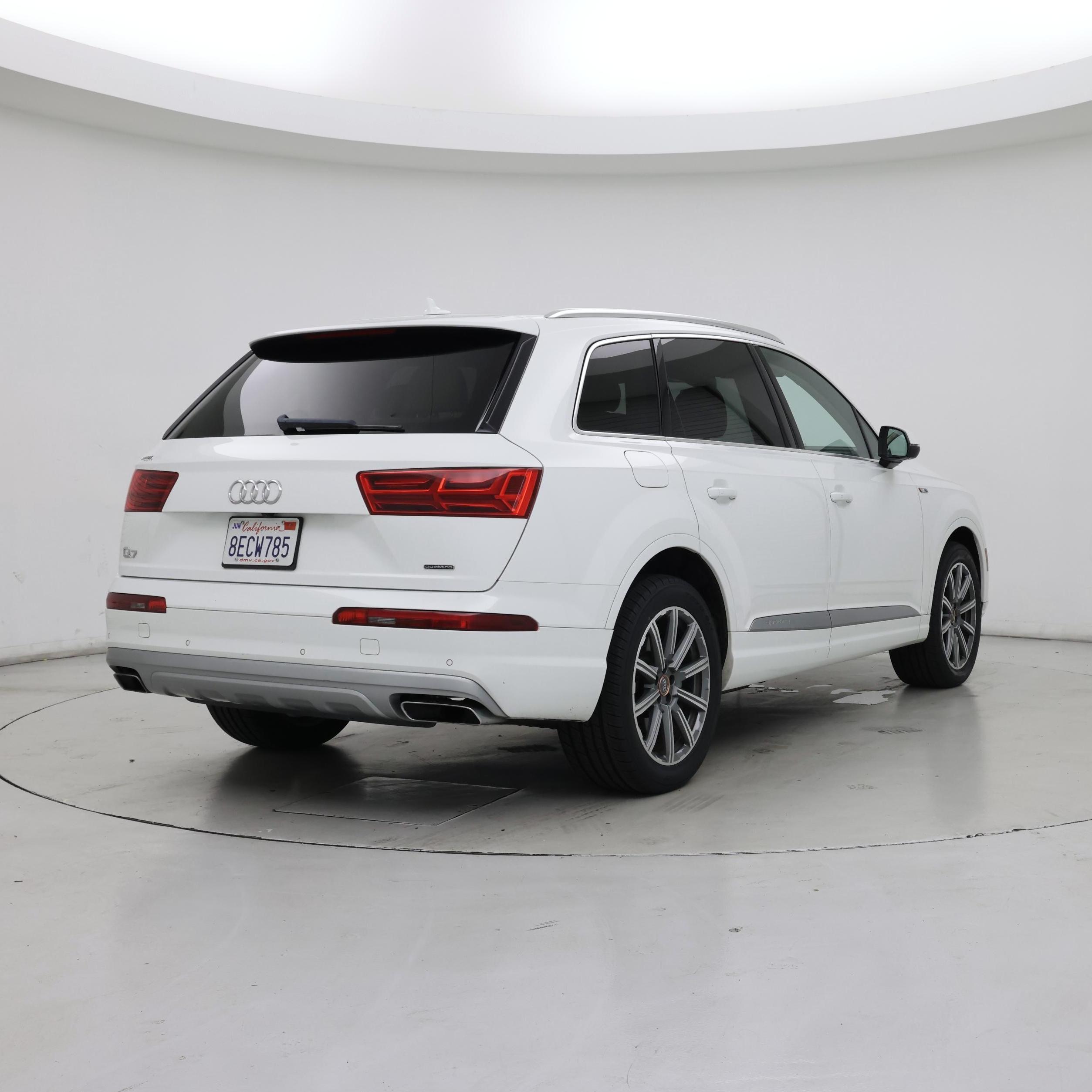 Thumbnail: 2018 Audi Q7 - 8
