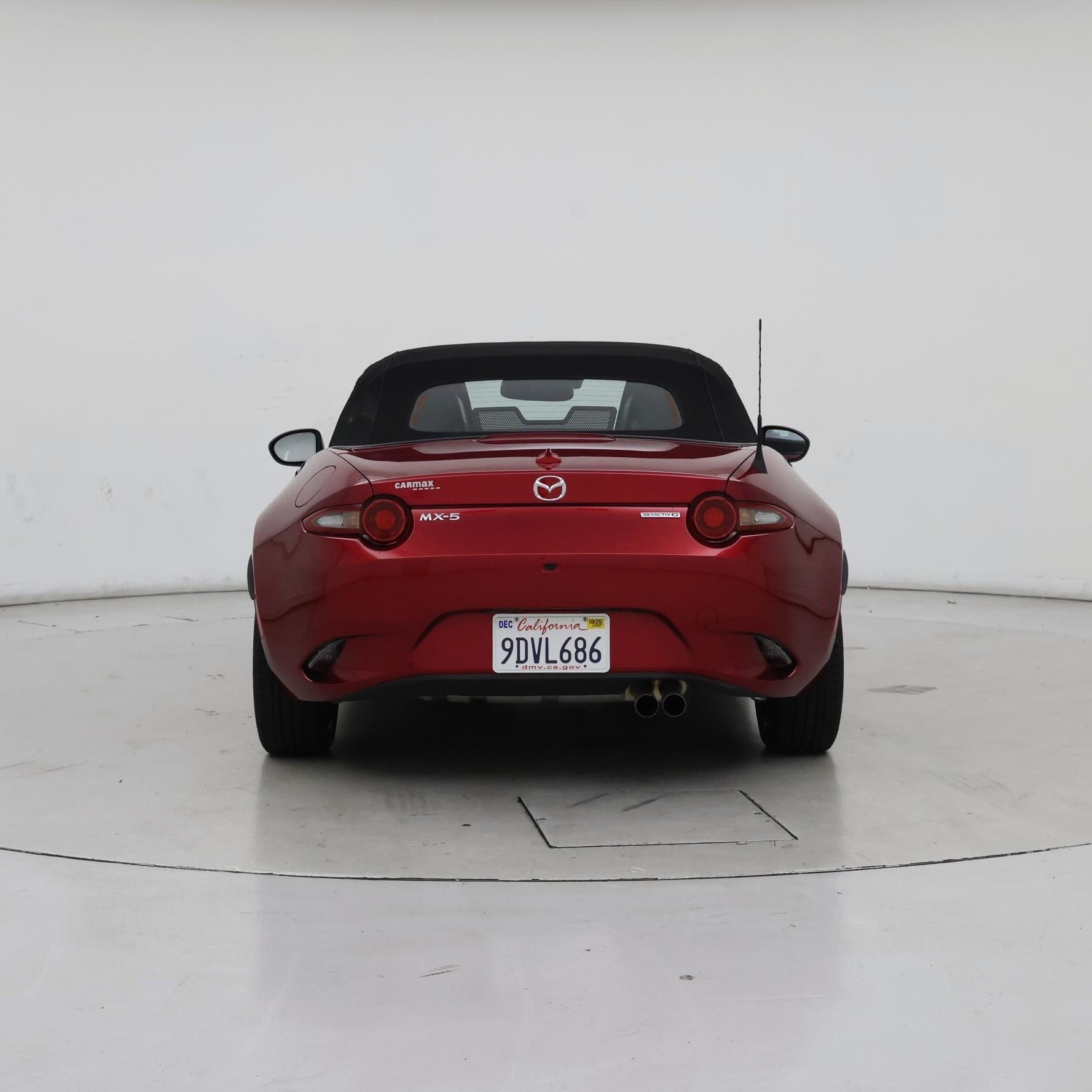 Thumbnail: 2022 Mazda MX-5 Miata - 6