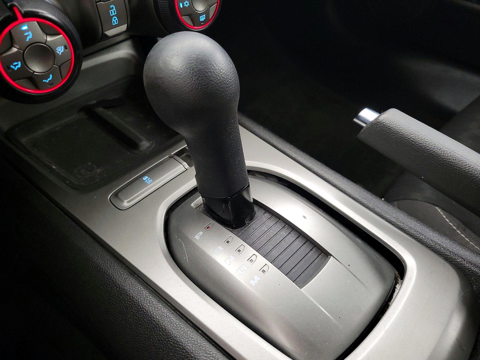 Thumbnail: 2015 Chevrolet Camaro - 16