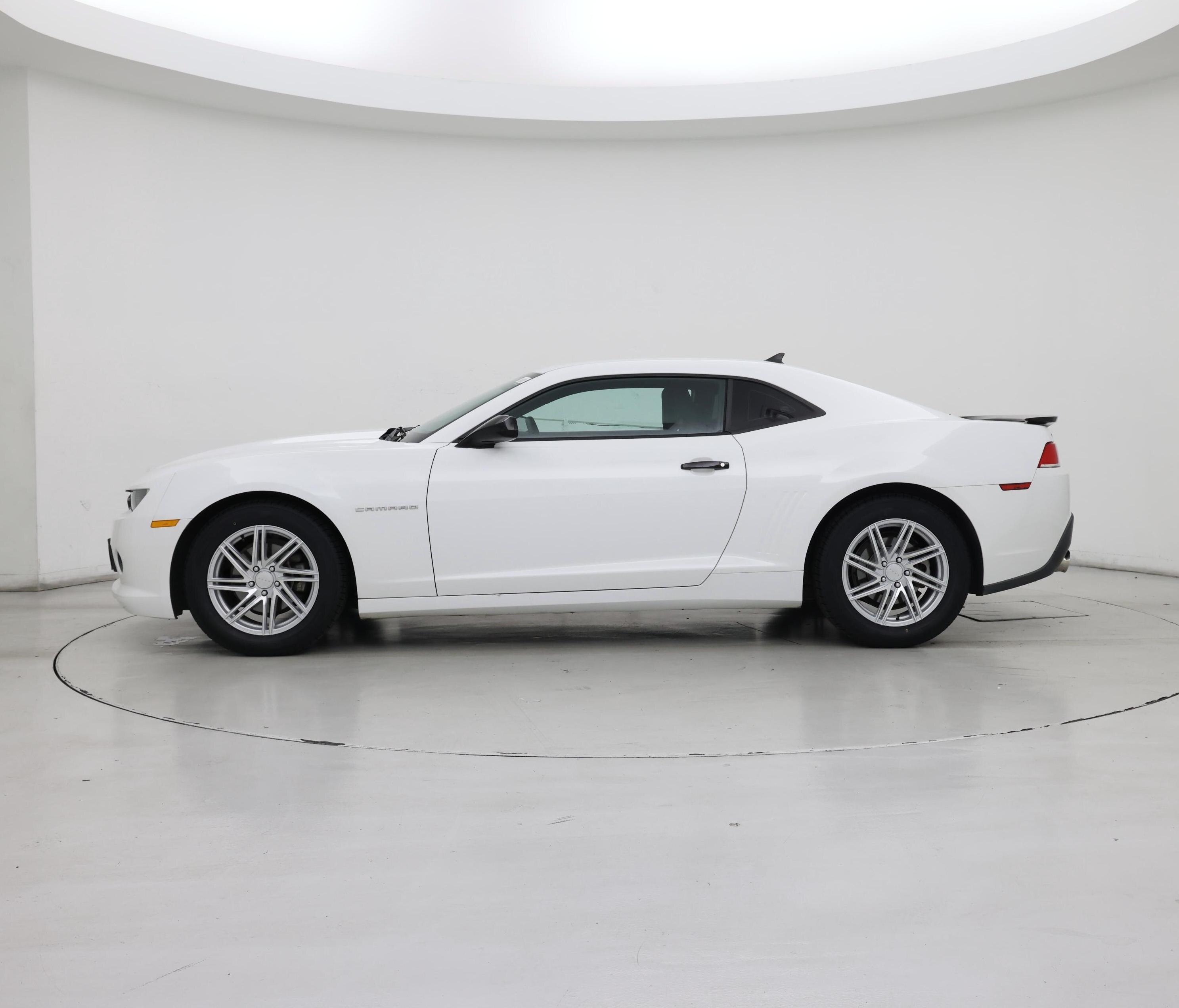 Thumbnail: 2015 Chevrolet Camaro - 3