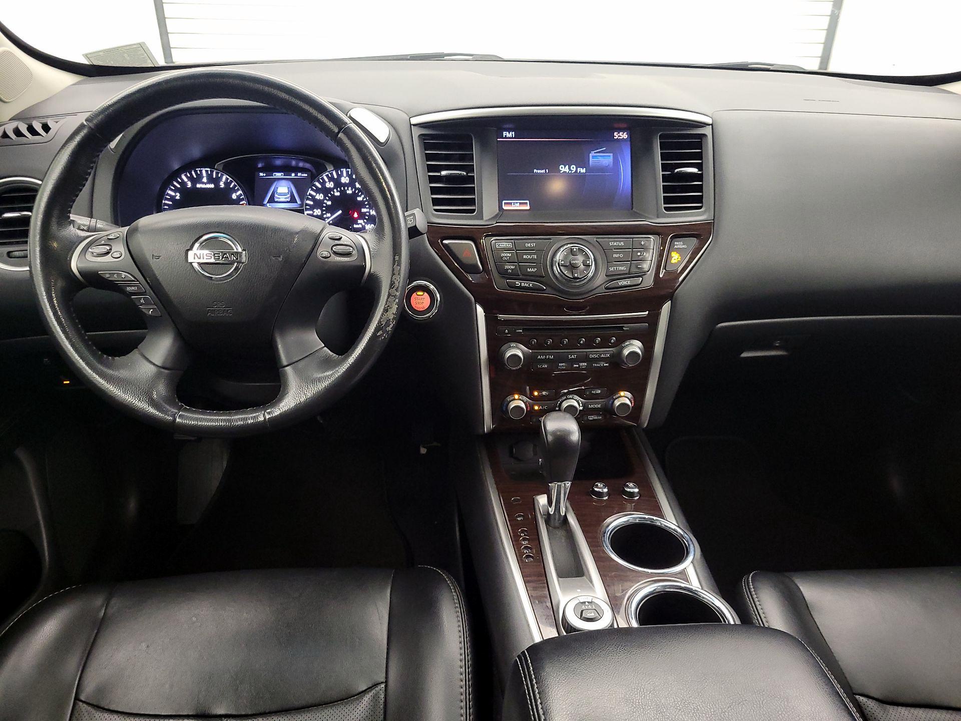 Thumbnail: 2015 Nissan Pathfinder - 9
