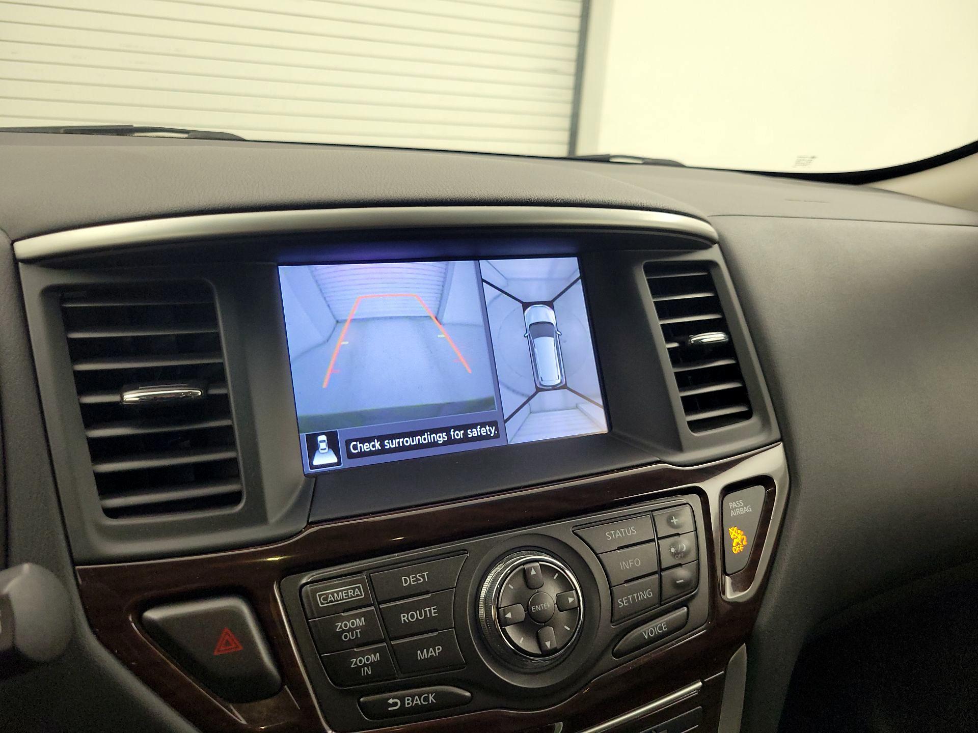 Thumbnail: 2015 Nissan Pathfinder - 15