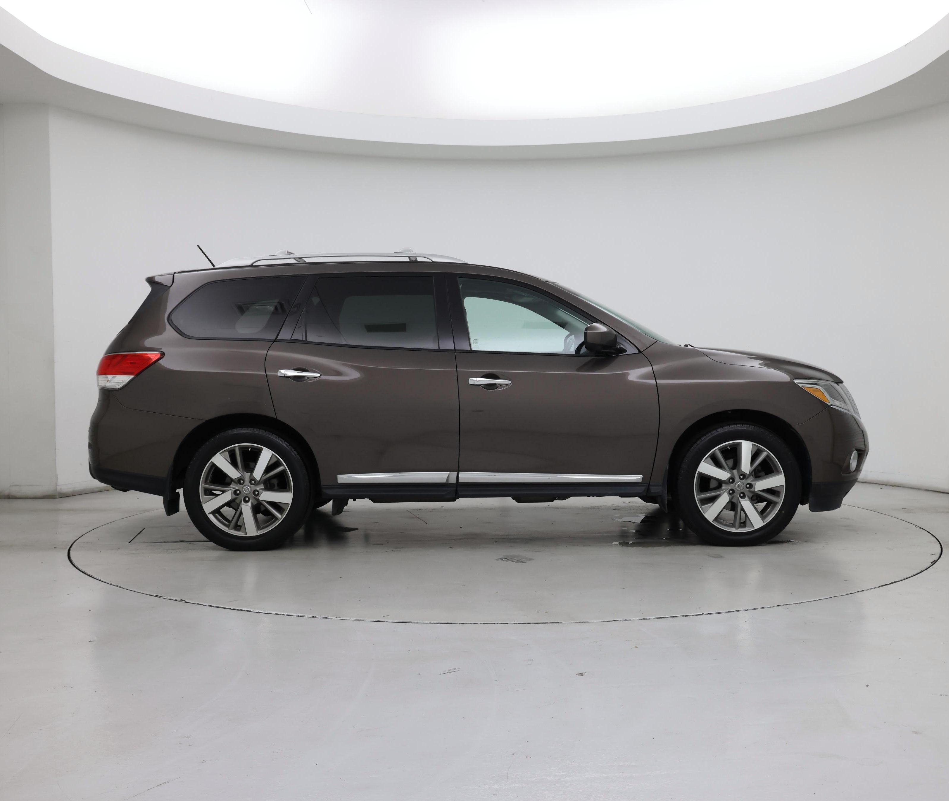 Thumbnail: 2015 Nissan Pathfinder - 7